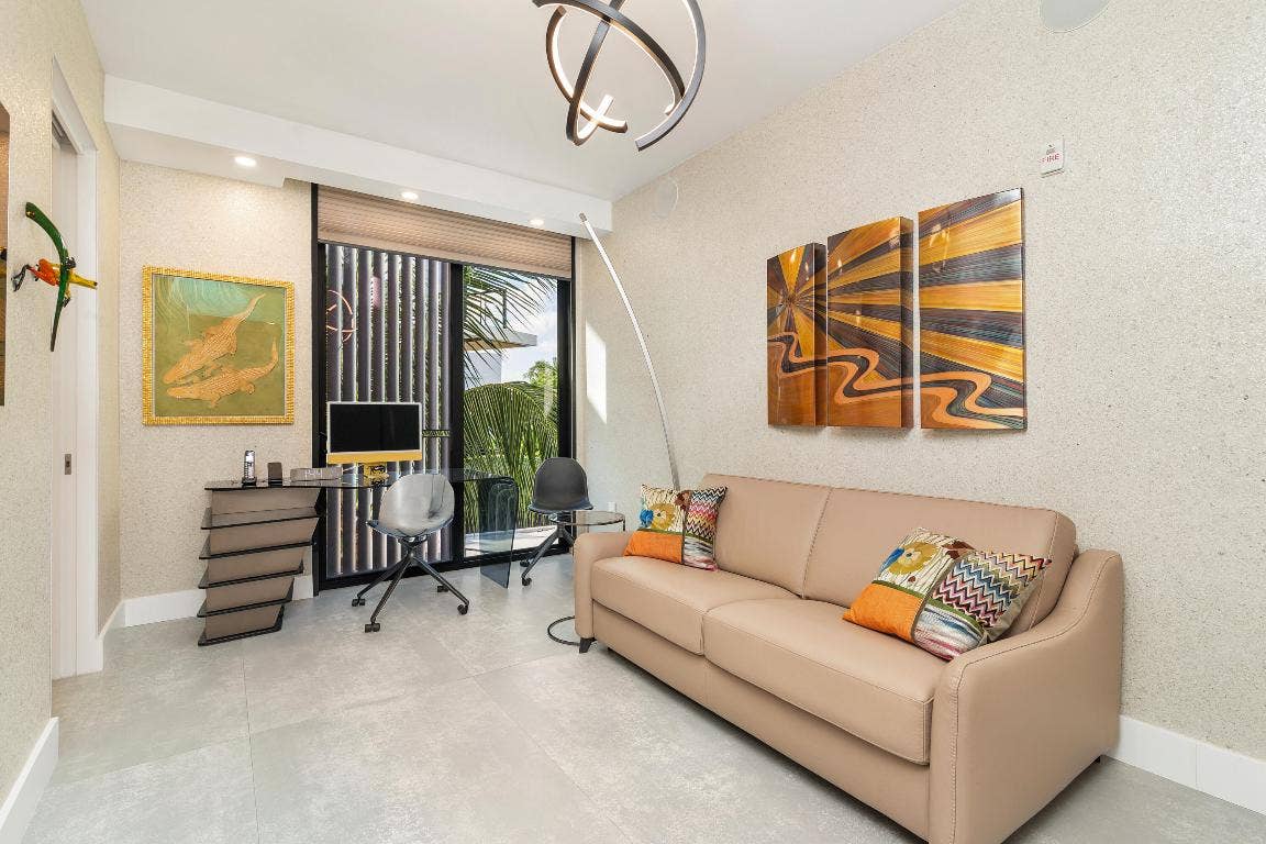 106 Inlet Way, #202, Palm Beach Shores, FL 33404