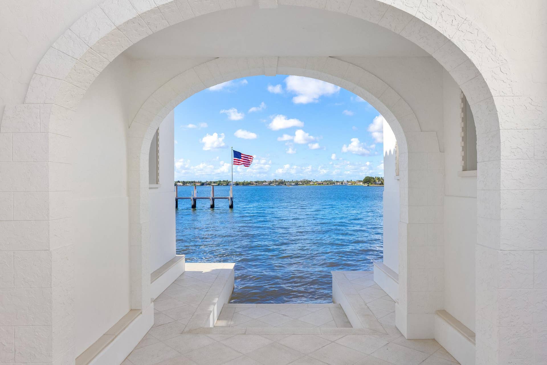 800 S County Road, Palm Beach, FL 33480 Front 8