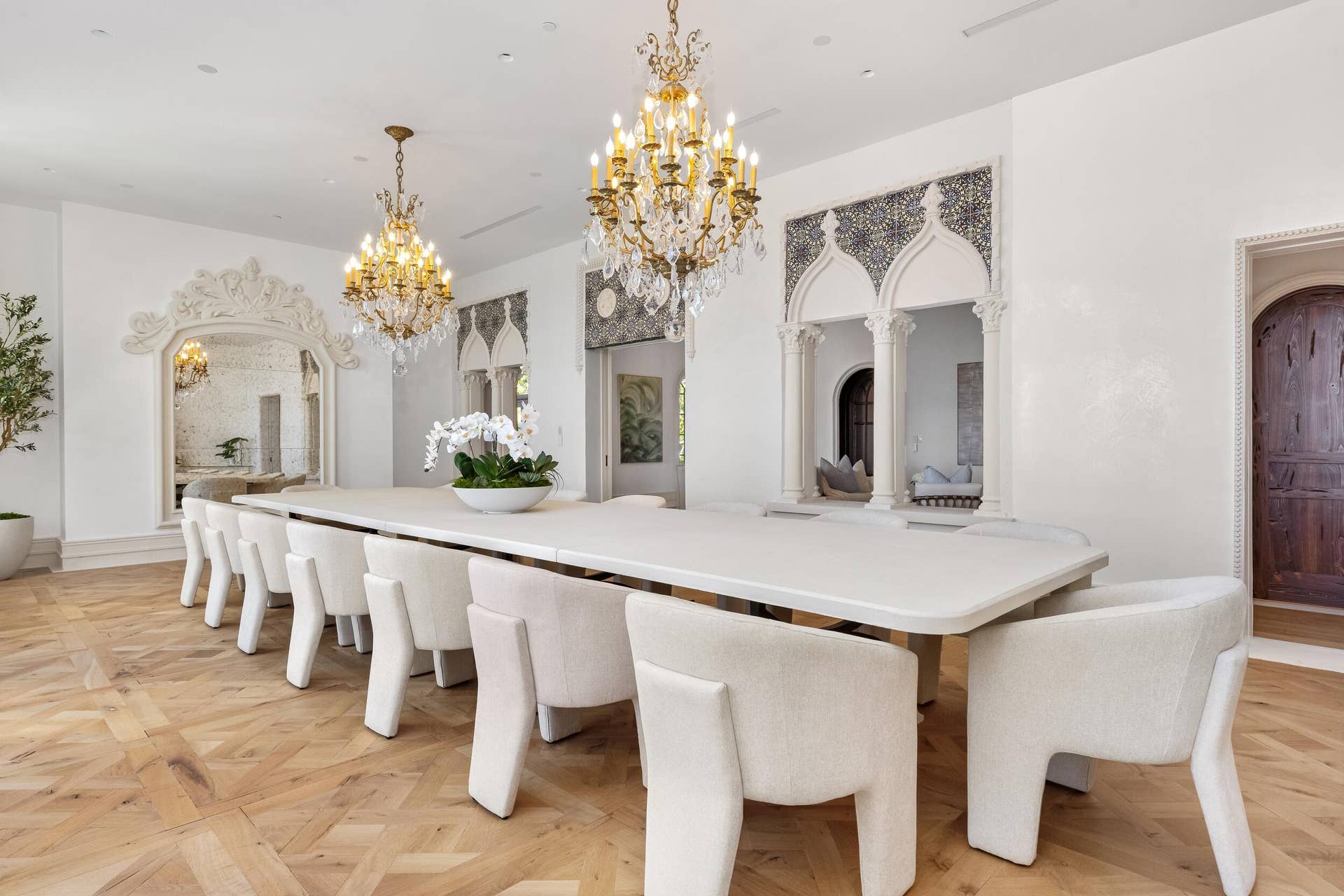 800 S County Road, Palm Beach, FL 33480 Formal Dining Room