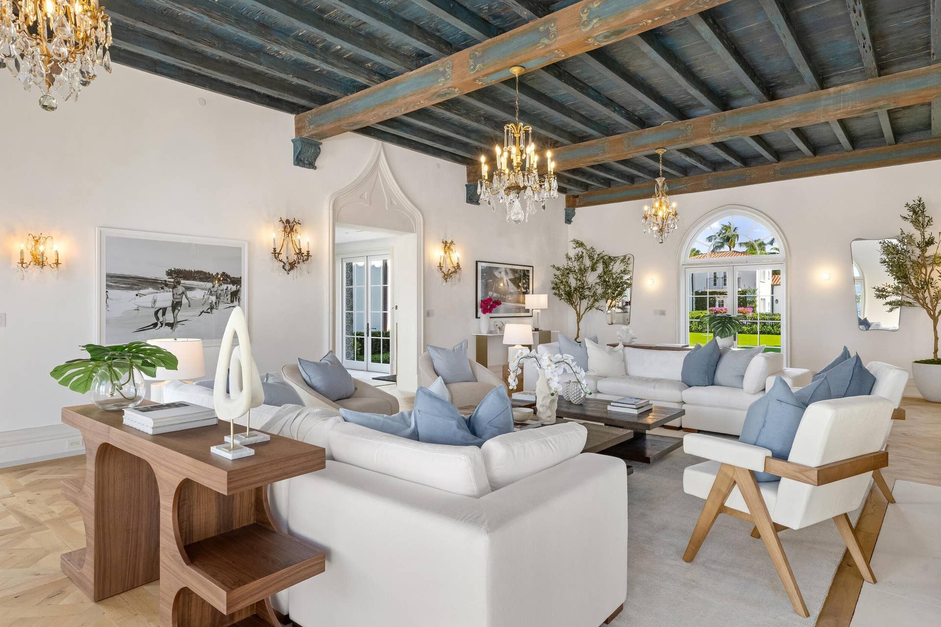 800 S County Road, Palm Beach, FL 33480 Formal Living Room