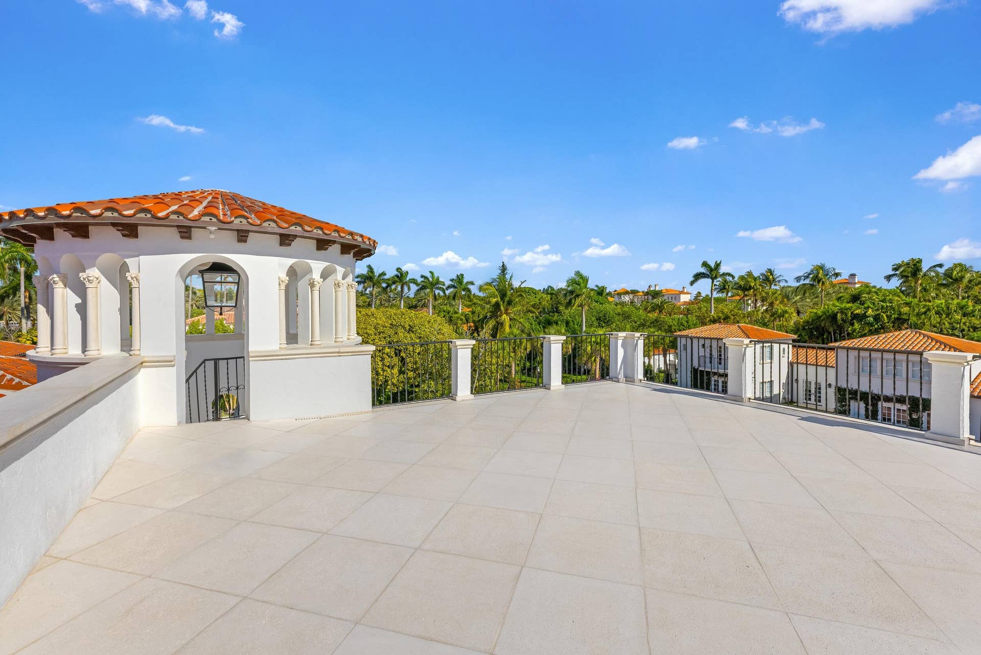 800 S County Road, Palm Beach, FL 33480 Top Terrace