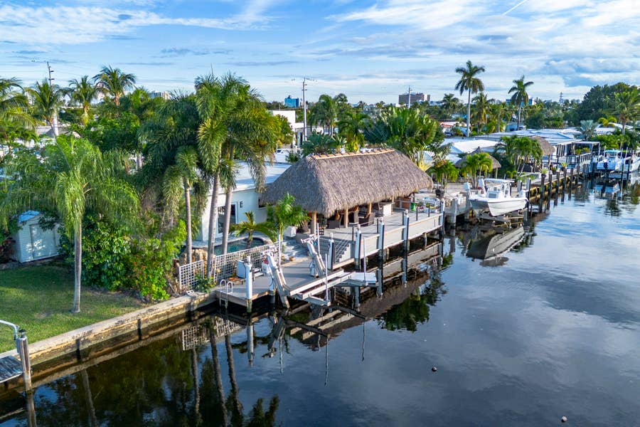 Property photo for 851 SE 5th Avenue, Pompano Beach, FL