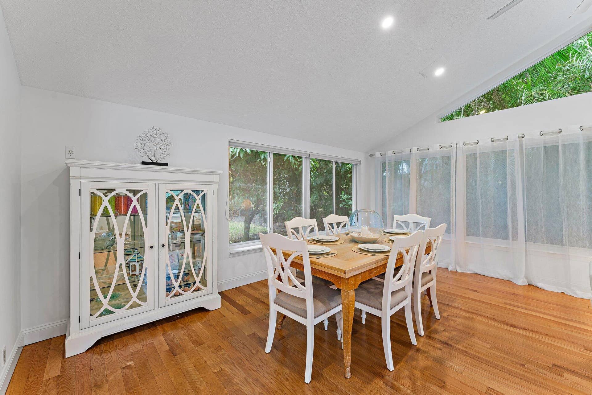 460 Sunrise Way, Juno Beach, Juno Beach, FL 33408 460 Sunrise Way, Juno Beach, Juno Beach, FL 33408