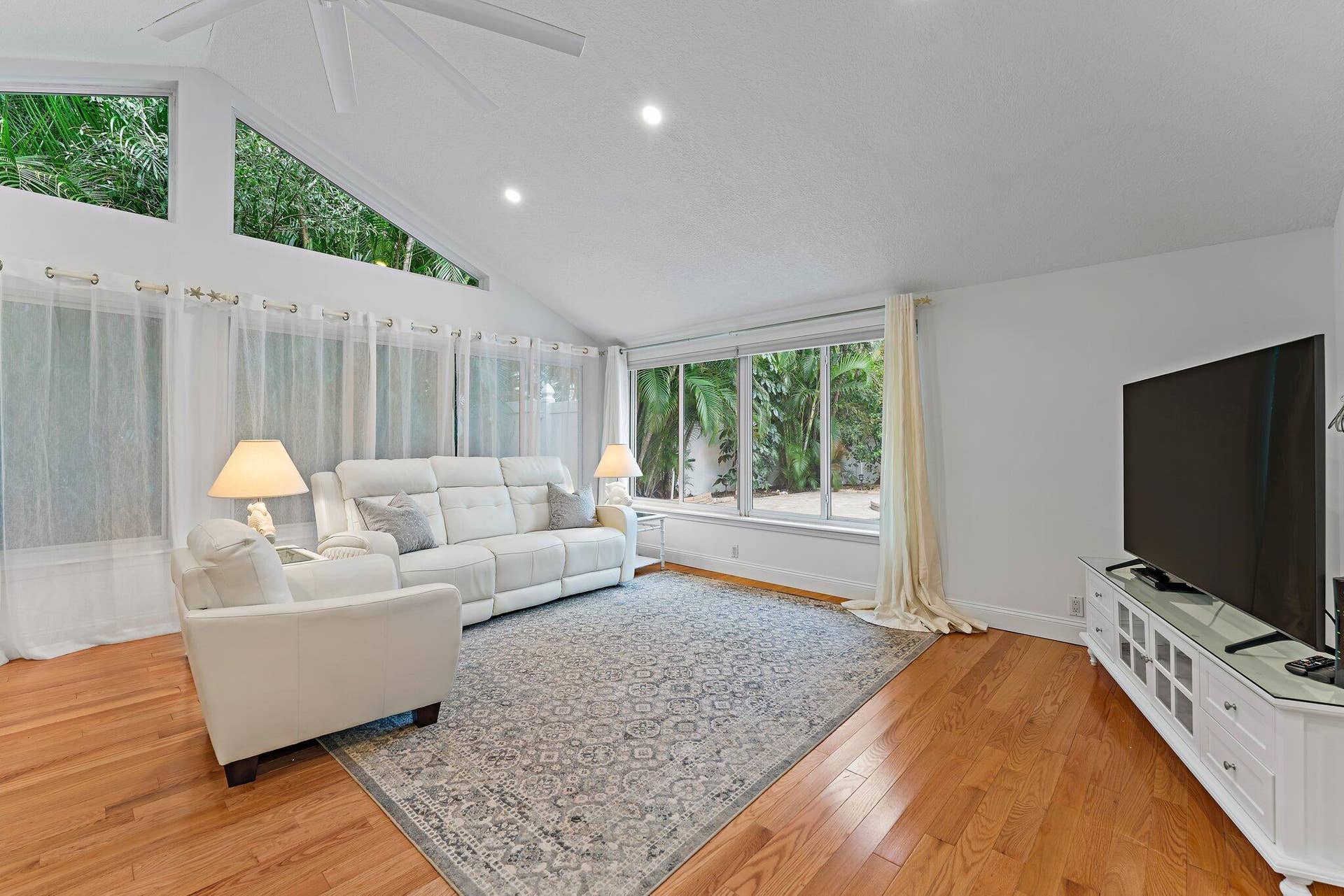 460 Sunrise Way, Juno Beach, Juno Beach, FL 33408 460 Sunrise Way, Juno Beach, Juno Beach, FL 33408