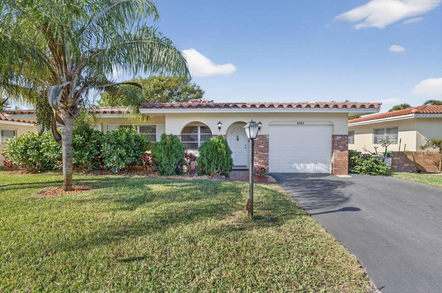 Property photo for 4361 NW 12th Drive NW, Deerfield Beach, FL
