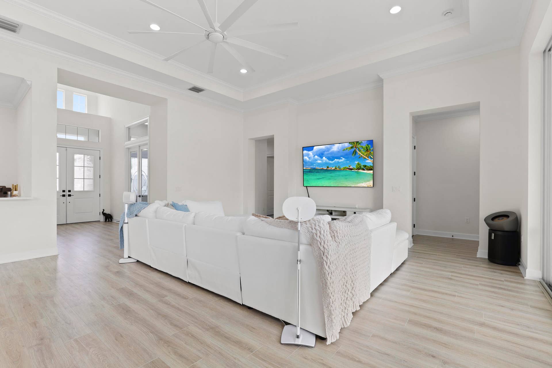 14952 Woodlot Court, Westlake, FL 33470 Living Room
