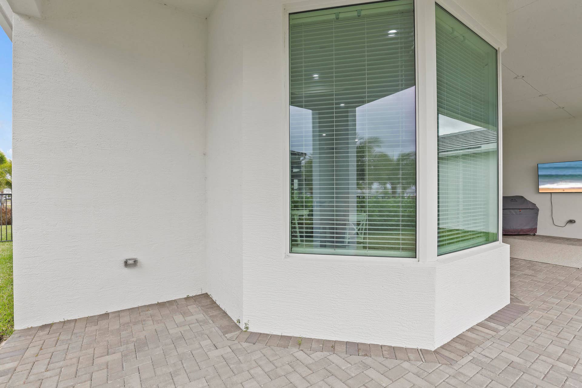 14952 Woodlot Court, Westlake, FL 33470 Outdoor Yard