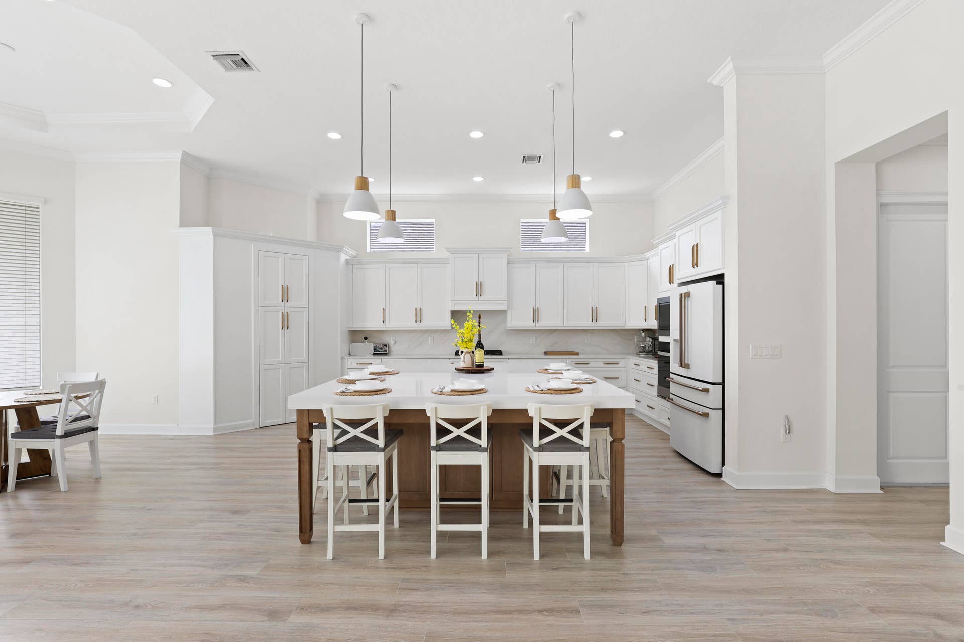 14952 Woodlot Court, Westlake, FL 33470 Stunning kitchen with upgrades