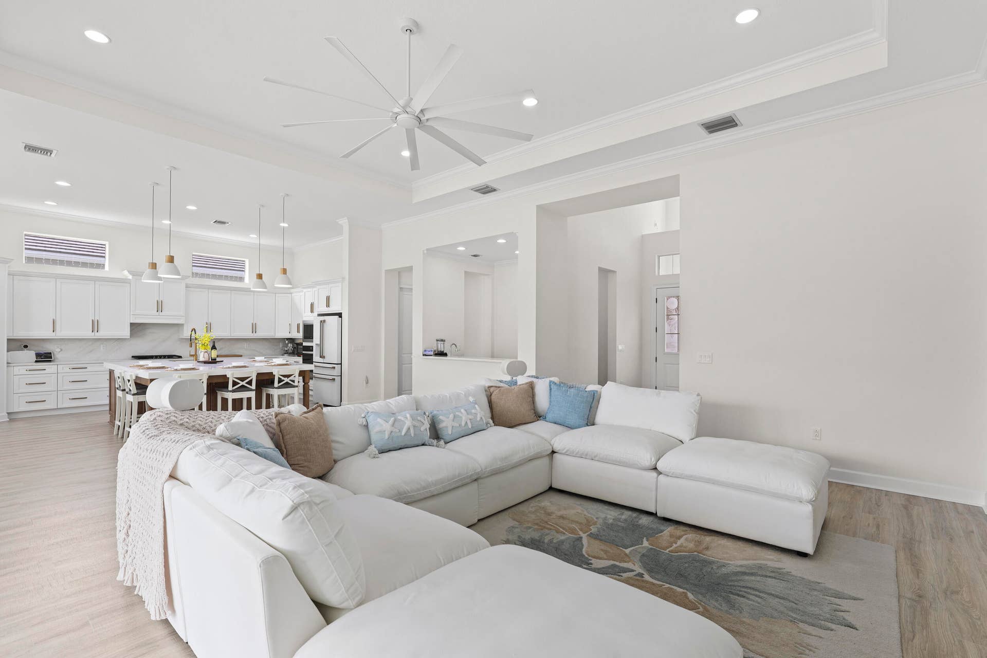 14952 Woodlot Court, Westlake, FL 33470 Living Room