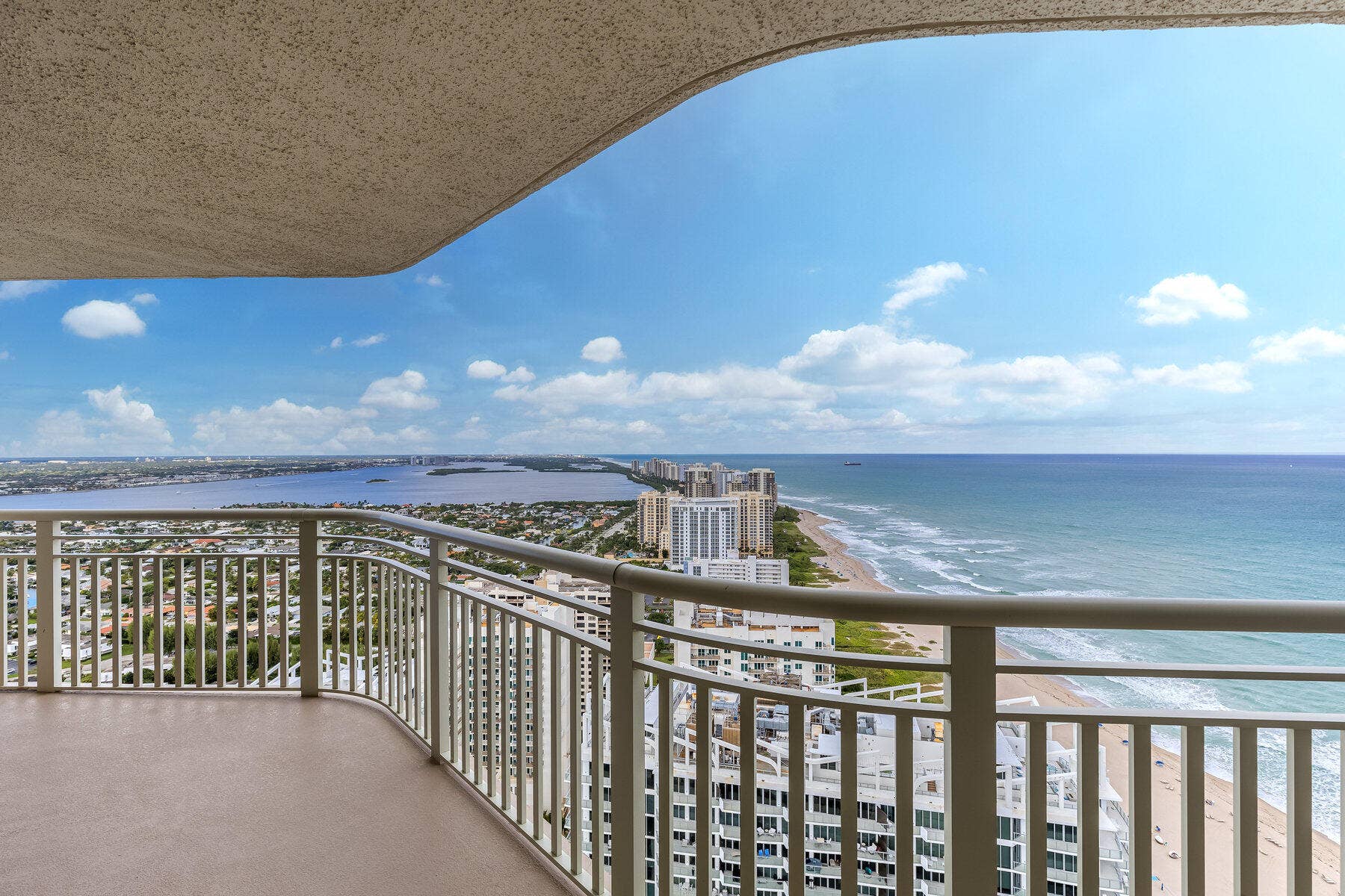3000 N Ocean Drive, #Ph-a, Singer Island, FL 33404 018_018_315