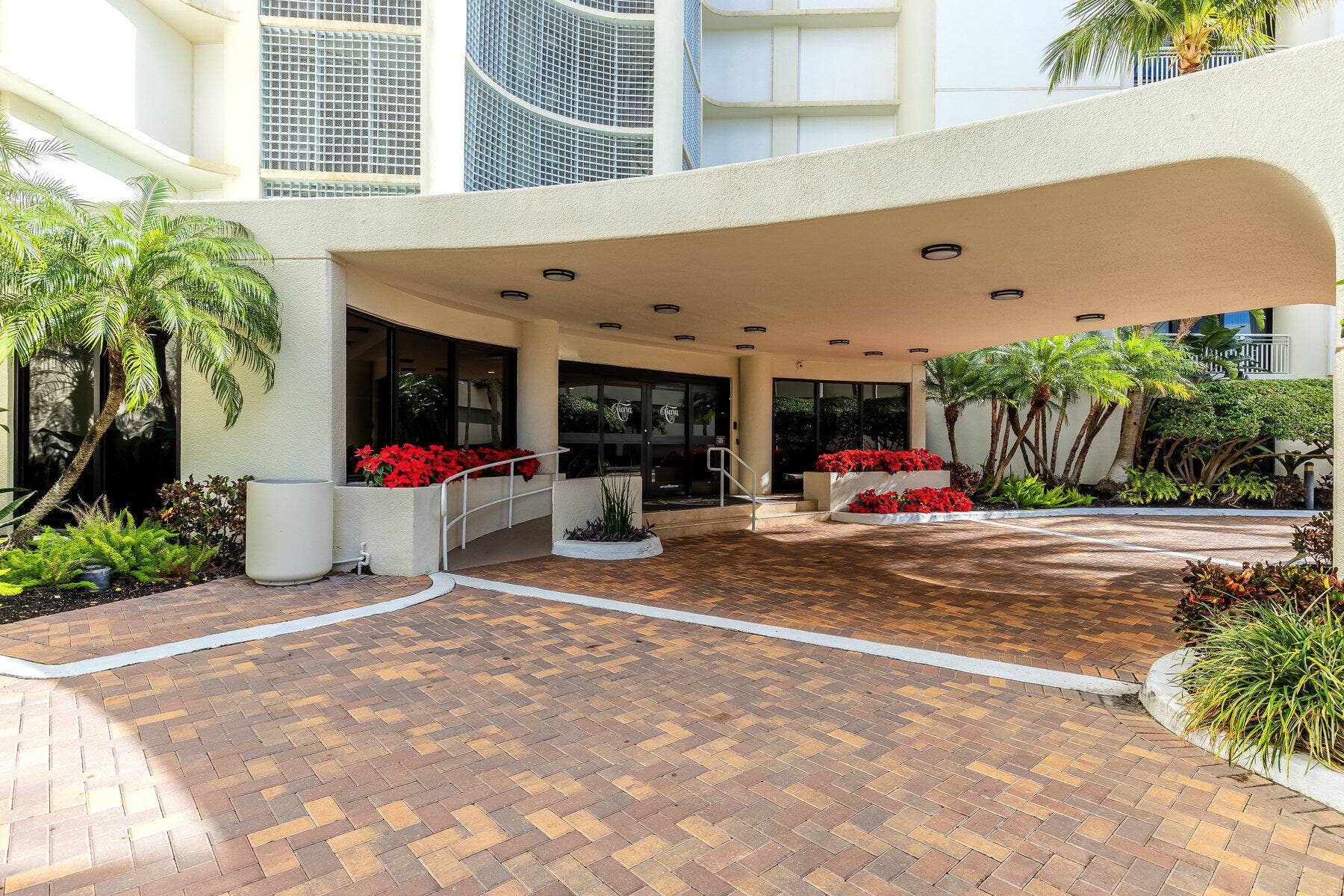 3000 N Ocean Drive, #Ph-a, Singer Island, FL 33404 003_003_19