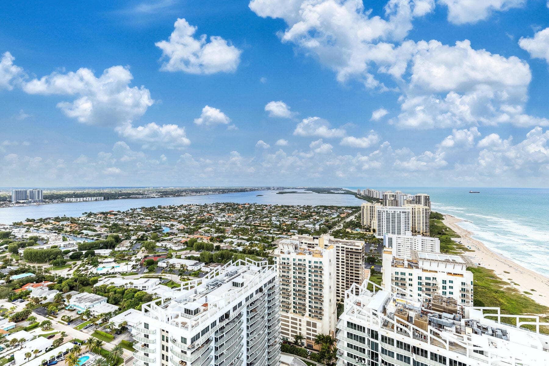 3000 N Ocean Drive, #Ph-a, Singer Island, FL 33404 020_020_952