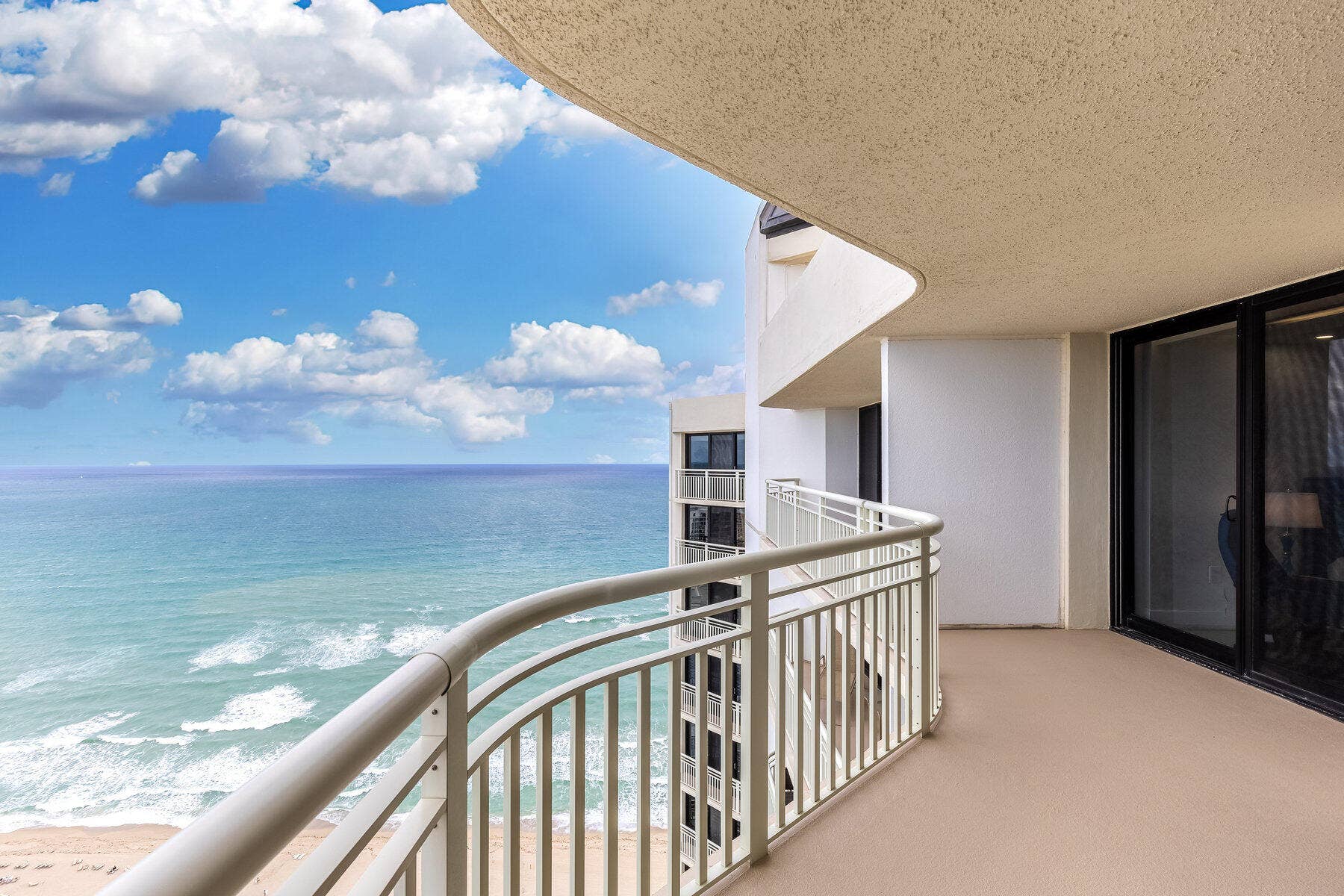 3000 N Ocean Drive, #Ph-a, Singer Island, FL 33404 021_021_167