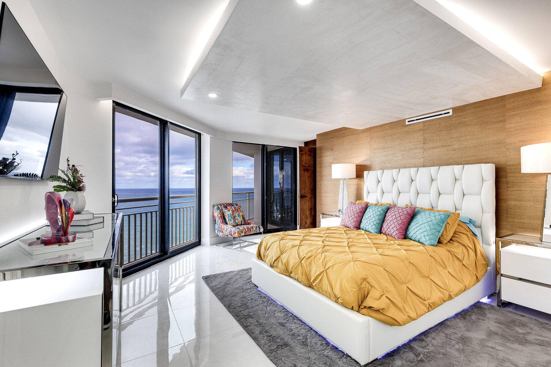 3000 N Ocean Drive, #Ph-a, Singer Island, FL 33404 024_023_513