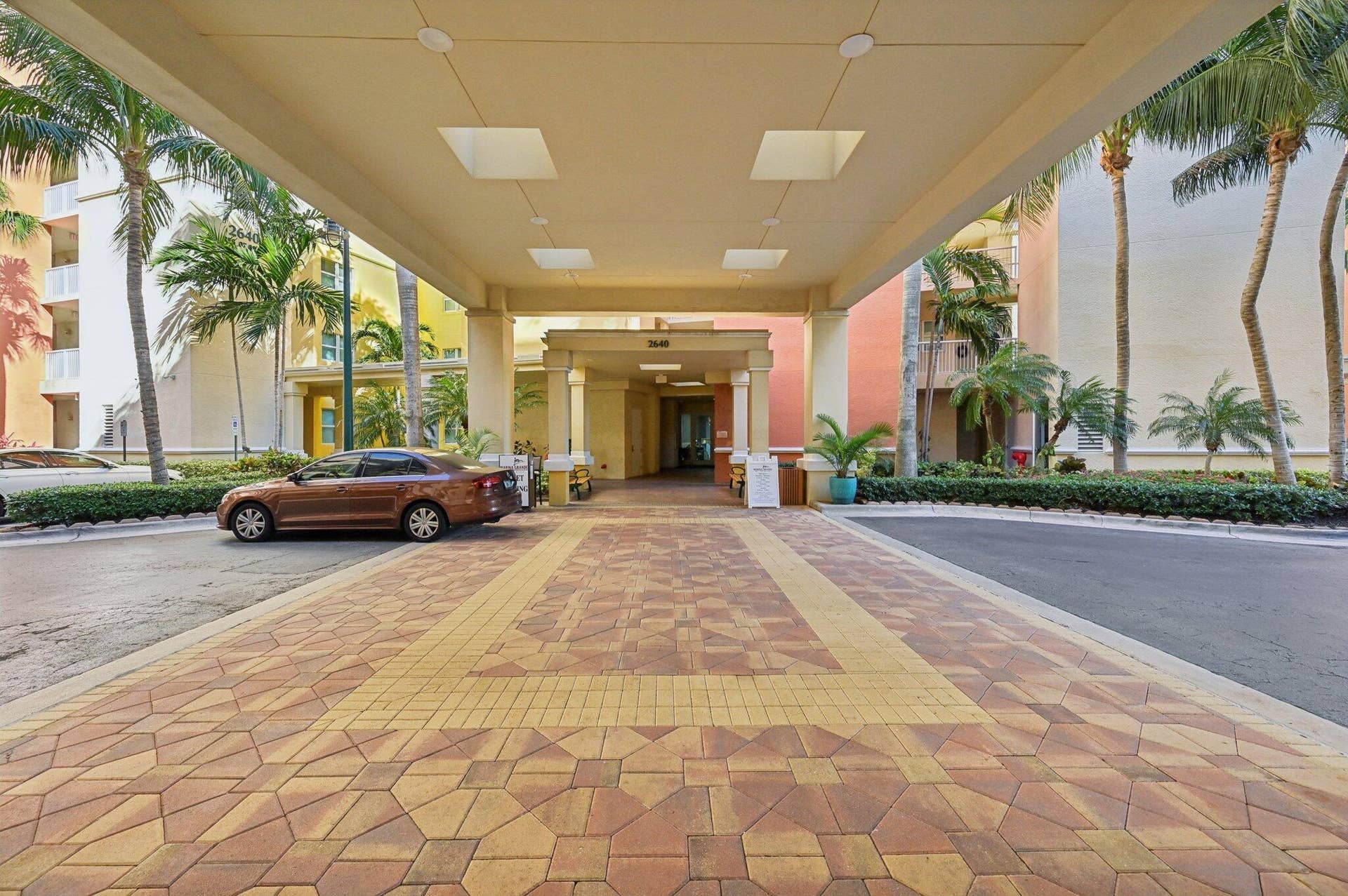 2640 Lake Shore Drive, #1810, Riviera Beach, FL 33404 2640 Lake Shore Drive, #1810, Riviera Beach, FL 33404