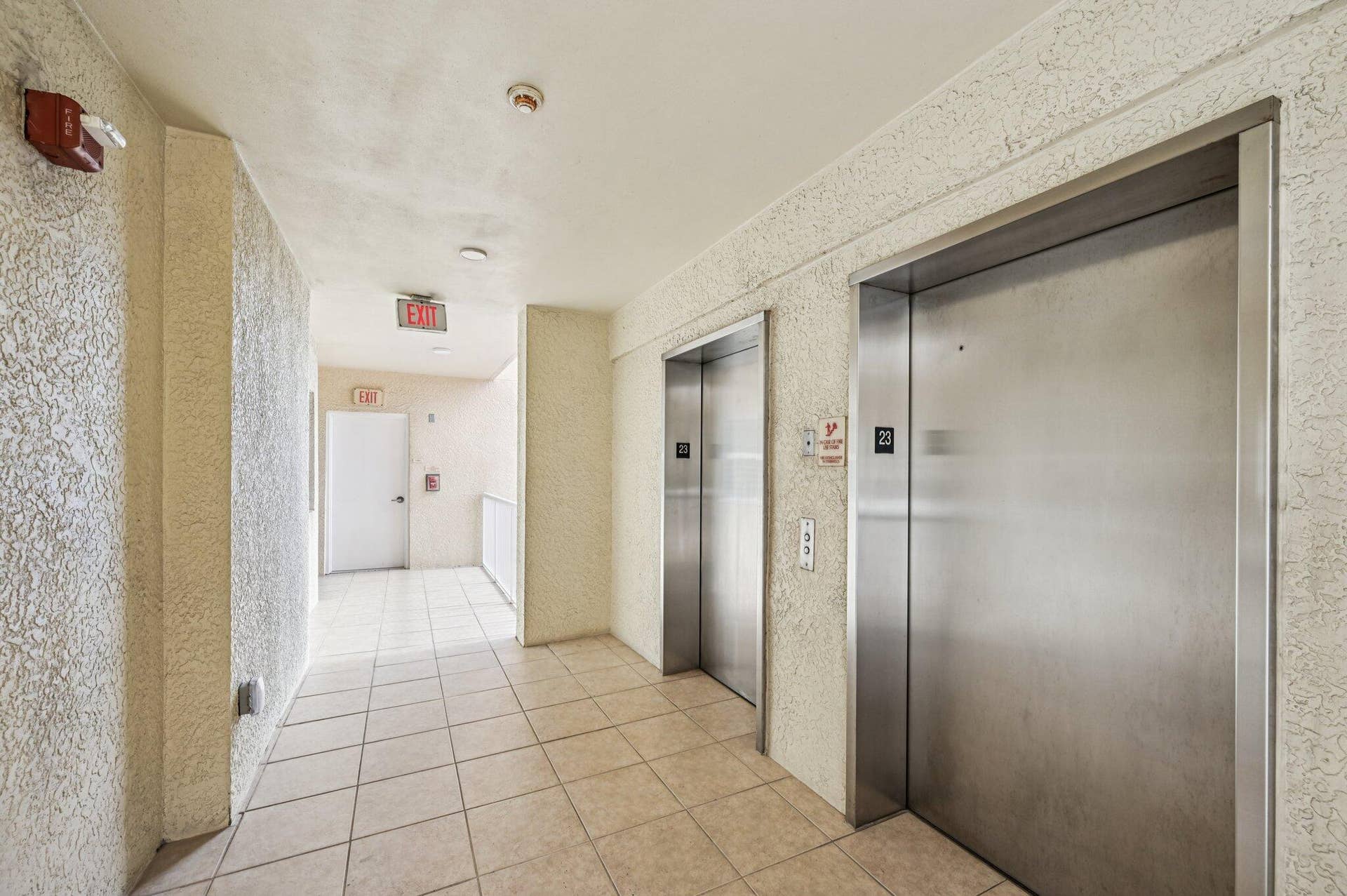 2640 Lake Shore Drive, #1810, Riviera Beach, FL 33404 2640 Lake Shore Drive, #1810, Riviera Beach, FL 33404