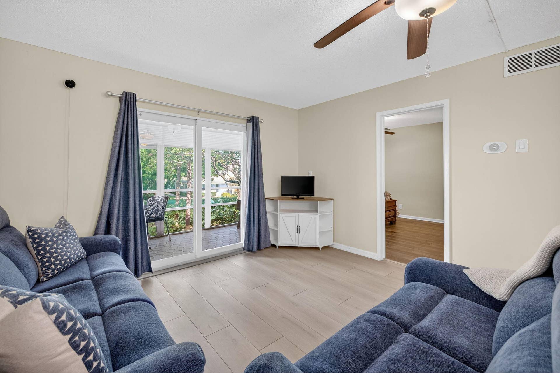 2050 NE 39th Street, #210s, Lighthouse Point, FL 33064 10-web-or-mls-699A1896