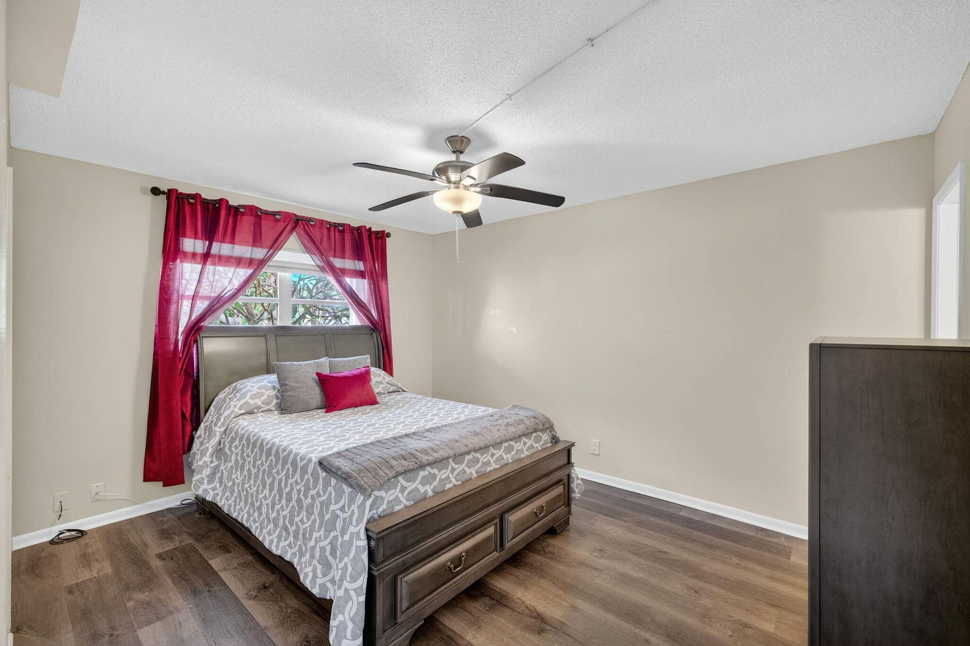 2050 NE 39th Street, #210s, Lighthouse Point, FL 33064 26-web-or-mls-699A2036