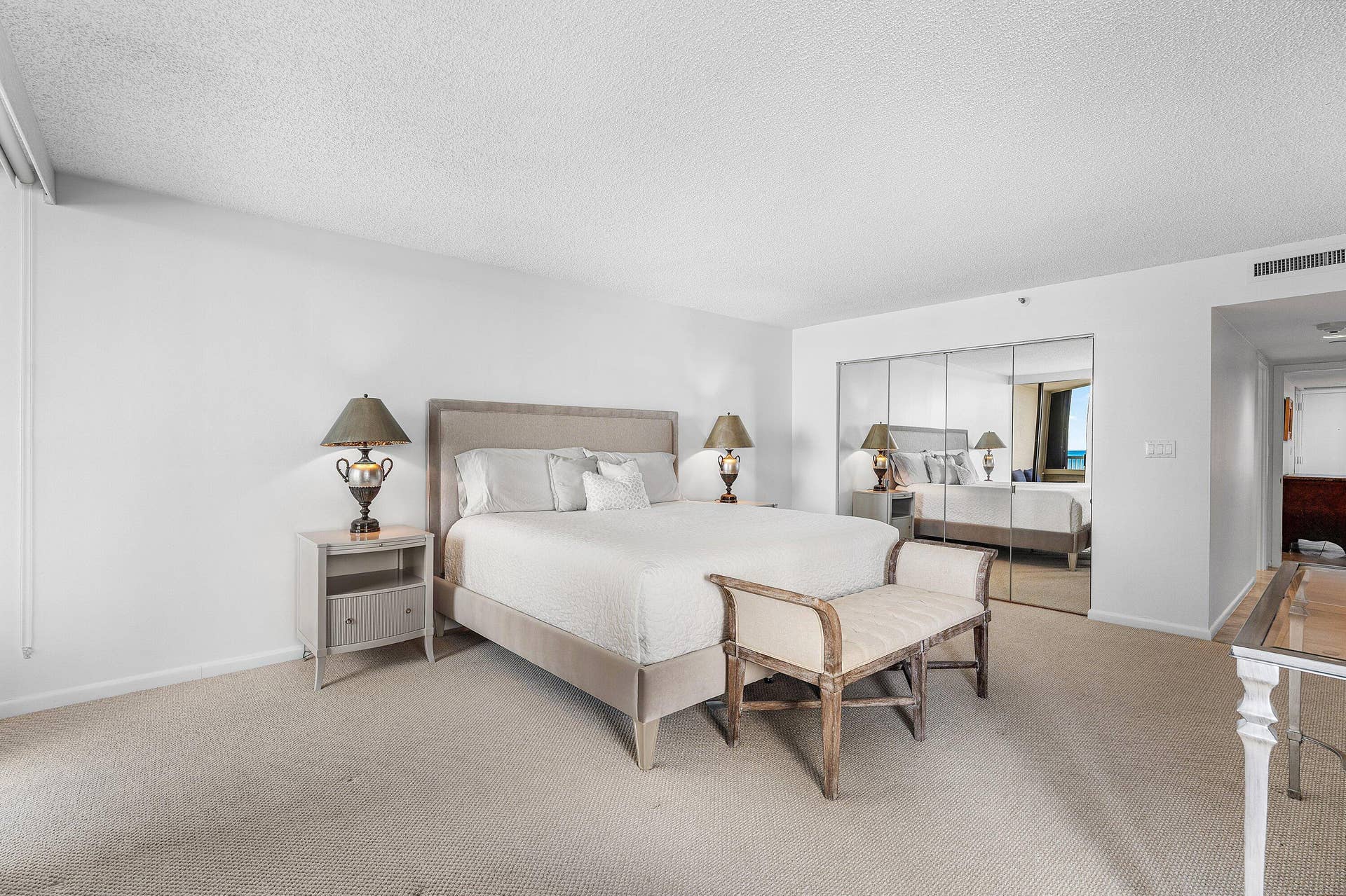 5070 N Ocean Drive, #3b, Singer Island, FL 33404 5070 N Ocean Drive, #3b, Singer Island, FL 33404