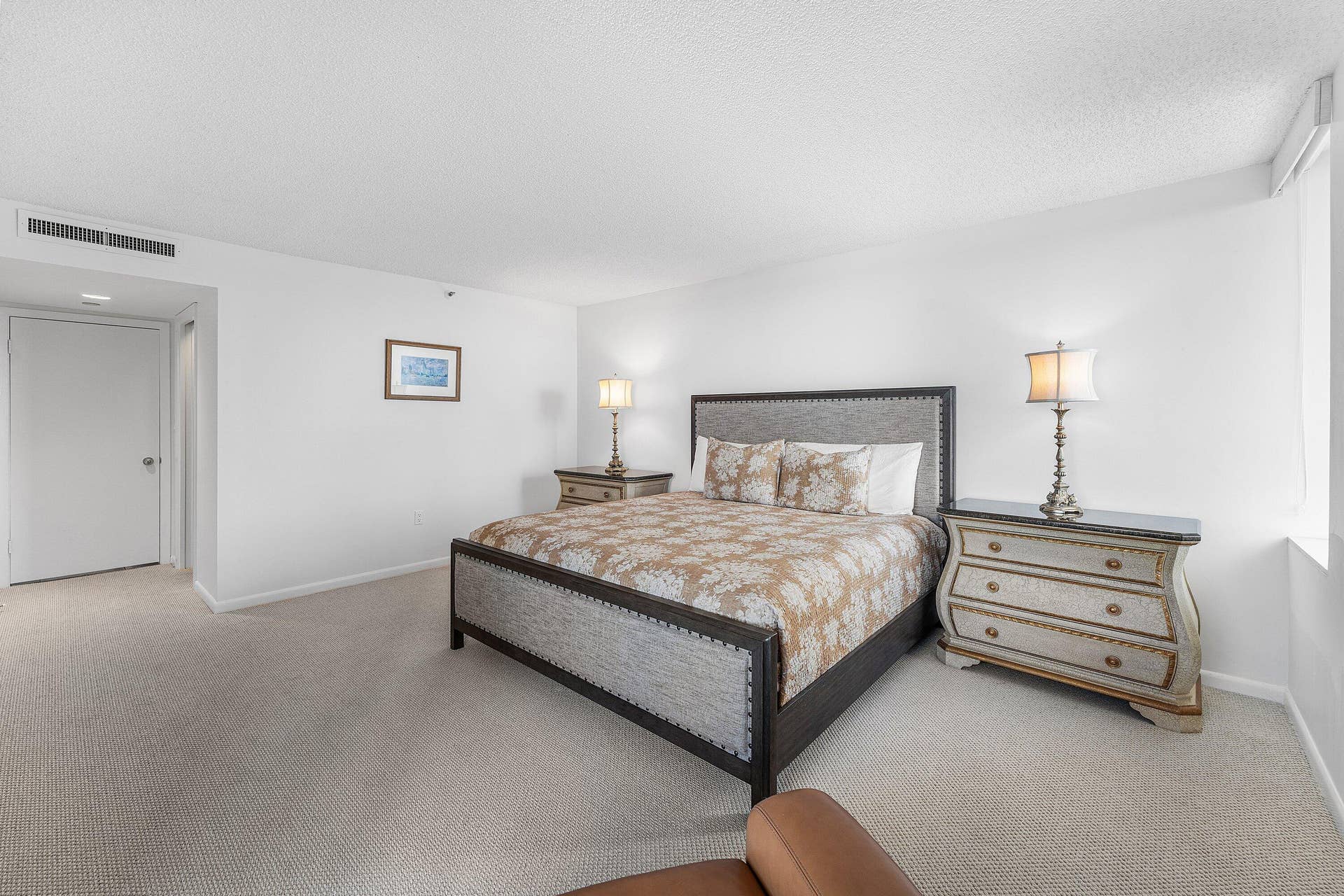 5070 N Ocean Drive, #3b, Singer Island, FL 33404 5070 N Ocean Drive, #3b, Singer Island, FL 33404