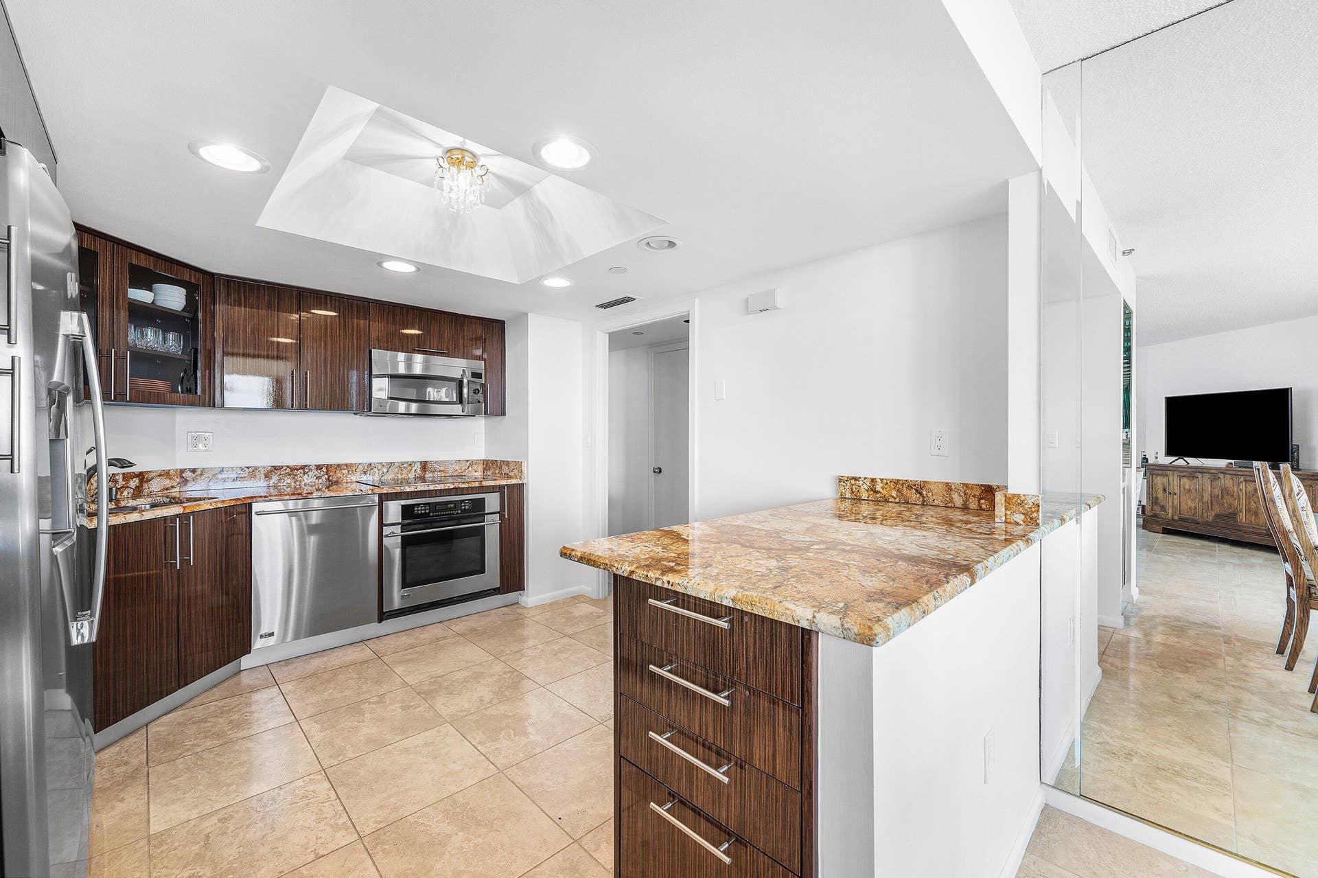5070 N Ocean Drive, #3b, Singer Island, FL 33404 5070 N Ocean Drive, #3b, Singer Island, FL 33404