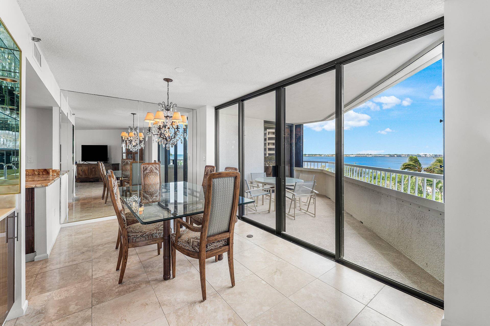 5070 N Ocean Drive, #3b, Singer Island, FL 33404 5070 N Ocean Drive, #3b, Singer Island, FL 33404