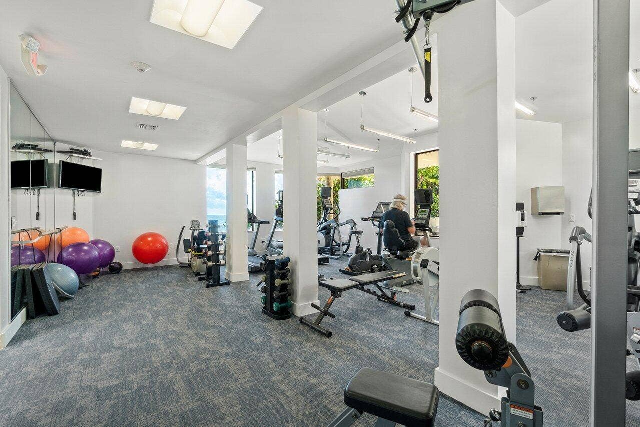5070 N Ocean Drive, #3b, Singer Island, FL 33404 5070 N Ocean Drive, #3b, Singer Island, FL 33404
