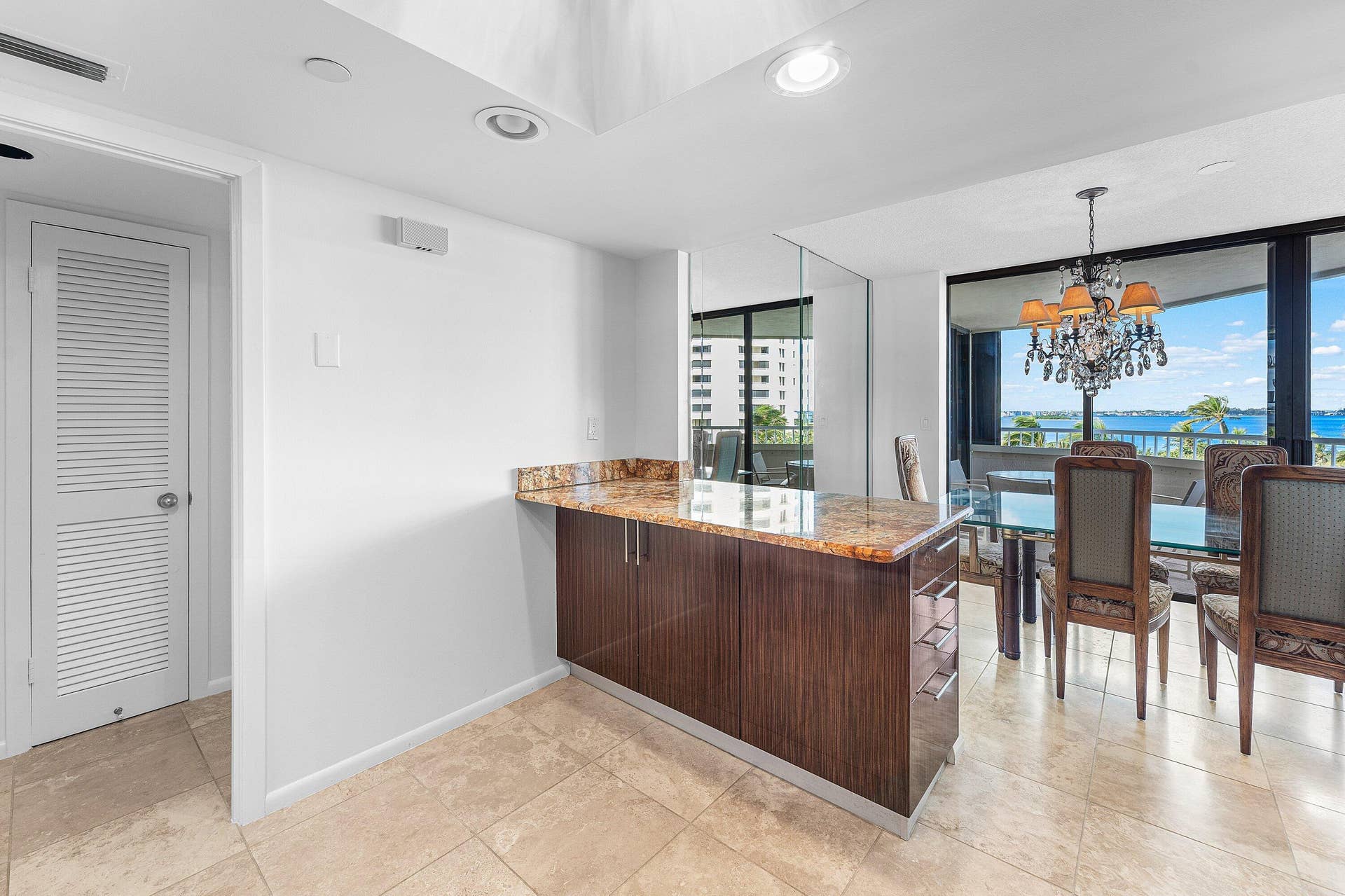 5070 N Ocean Drive, #3b, Singer Island, FL 33404 5070 N Ocean Drive, #3b, Singer Island, FL 33404