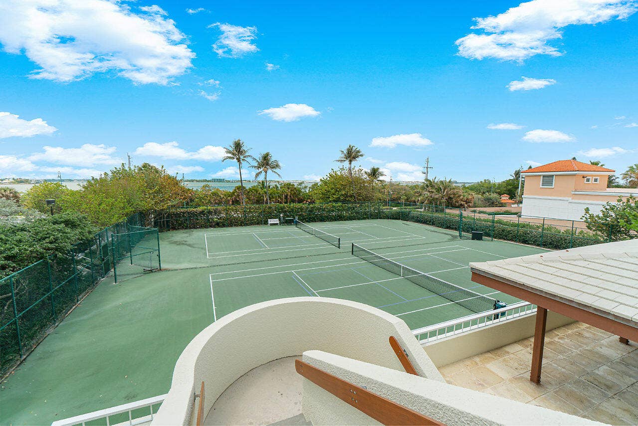 5070 N Ocean Drive, #3b, Singer Island, FL 33404 5070 N Ocean Drive, #3b, Singer Island, FL 33404