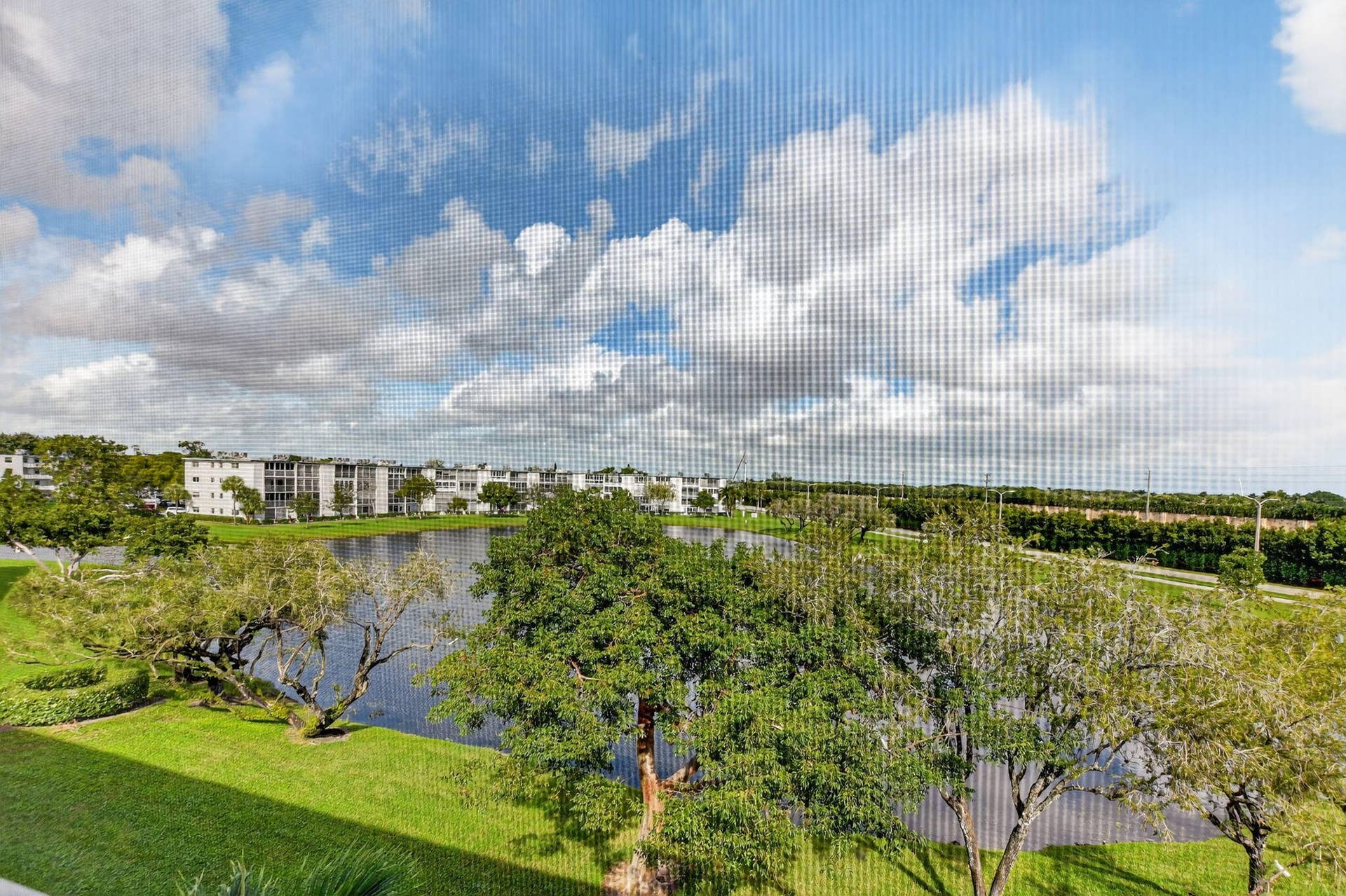 4008 Hythe A, Boca Raton, FL 33434 Lake View