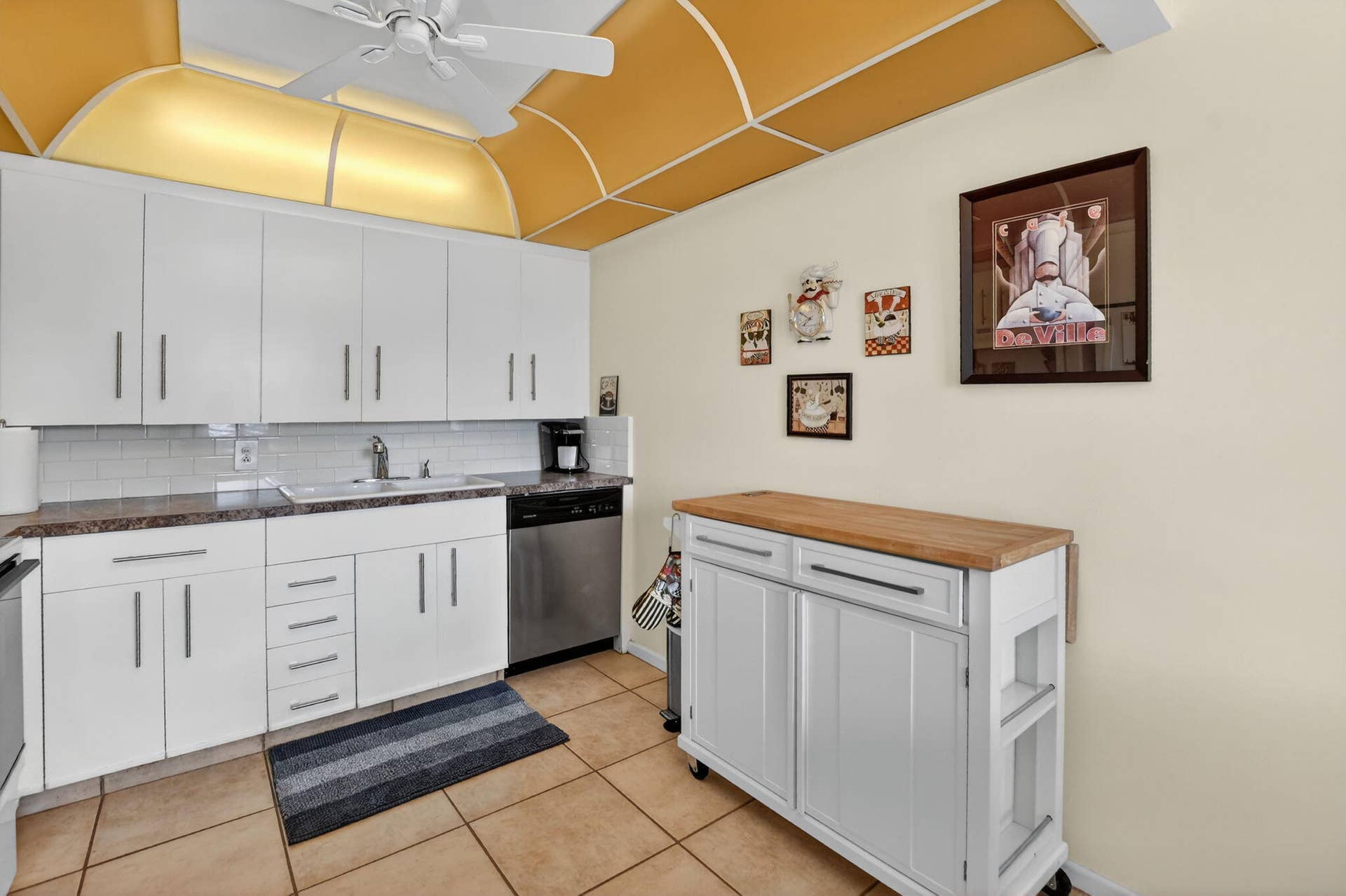 4008 Hythe A, Boca Raton, FL 33434 Kitchen