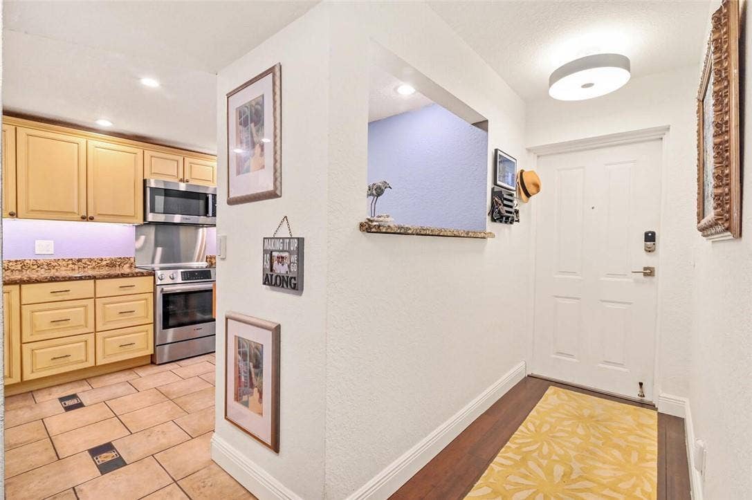 2029 N Ocean Boulevard, #410, Fort Lauderdale, FL 33305 9