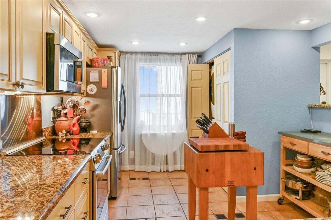 2029 N Ocean Boulevard, #410, Fort Lauderdale, FL 33305 11