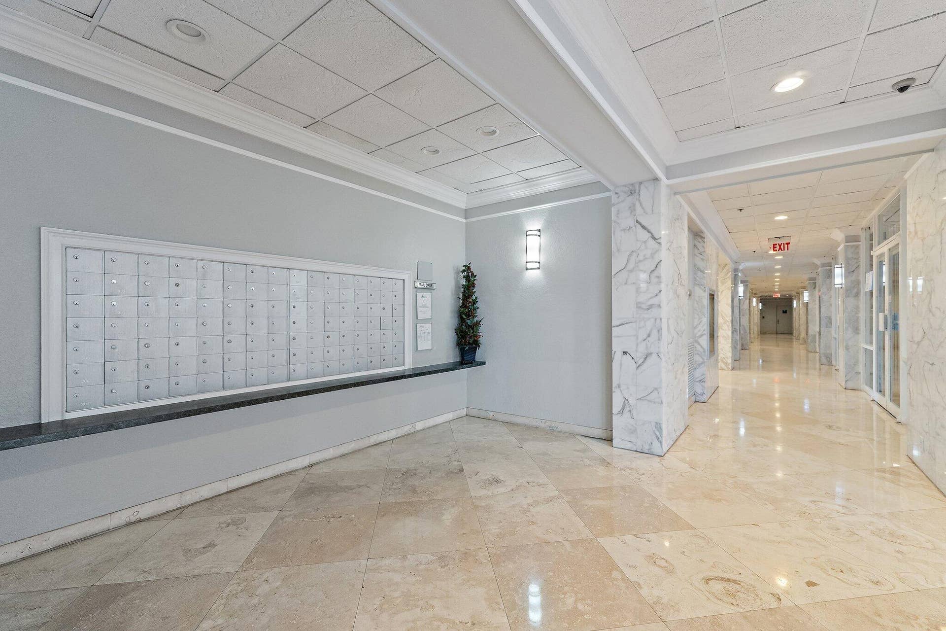 031-5440NOceanDr-907-NorthPalmBeach-SMAL