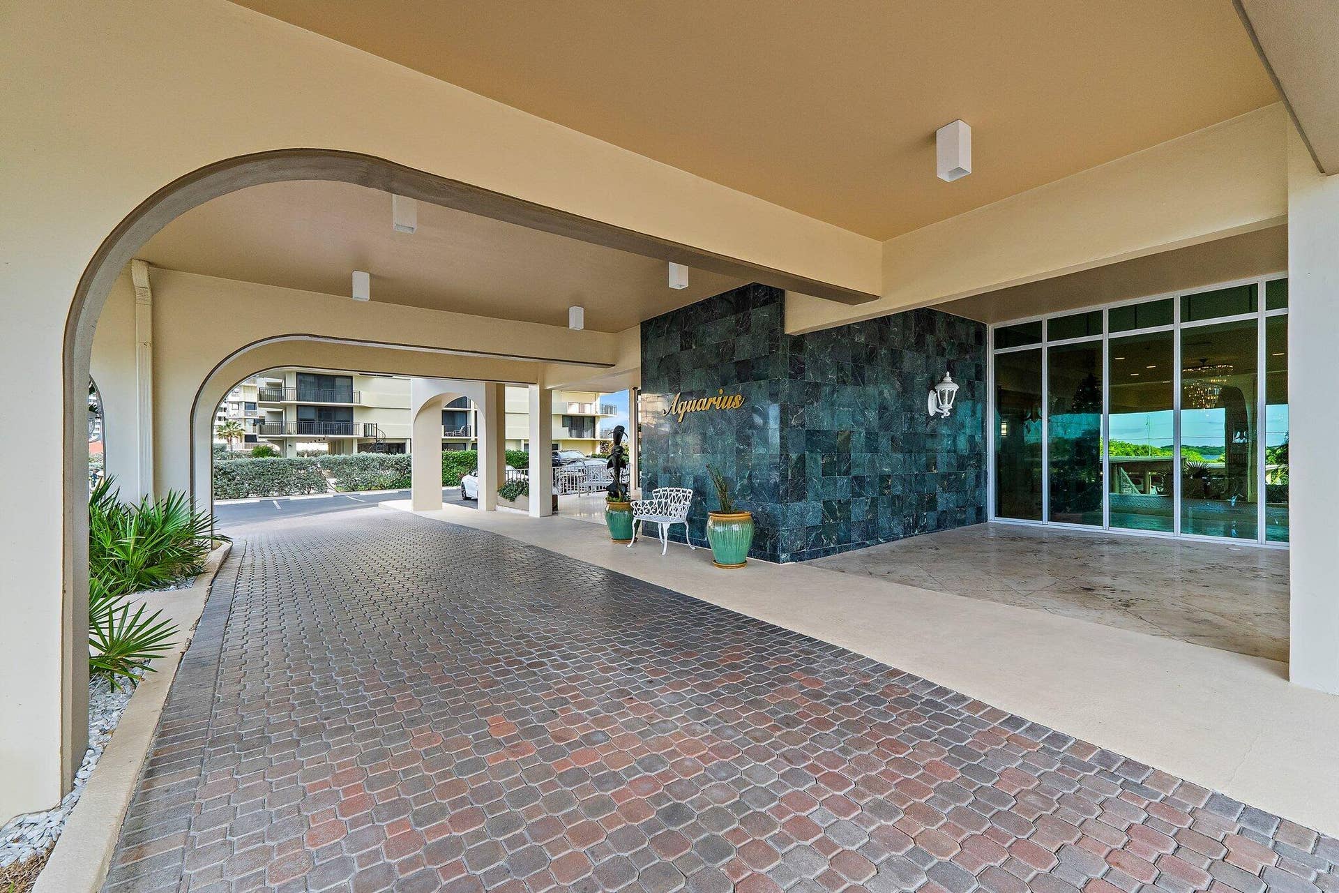 5440 N Ocean 907_Aquarius Lobby Entrance