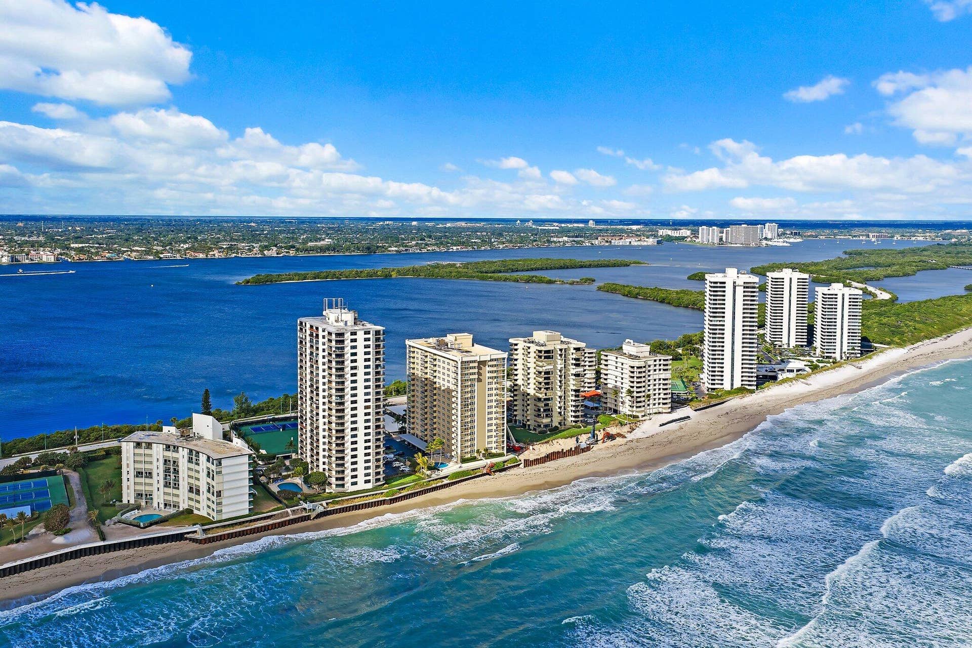 013-5440NOceanDr-907-NorthPalmBeach-SMAL