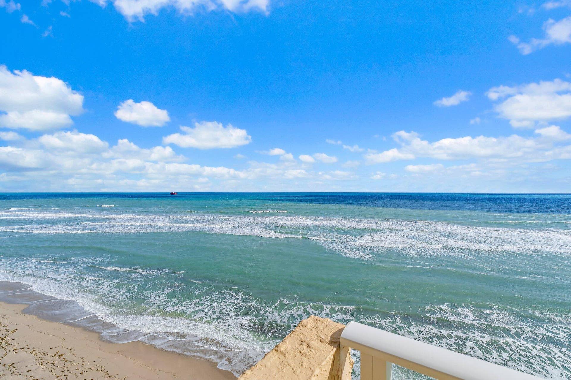 037-5440NOceanDr-907-NorthPalmBeach-SMAL