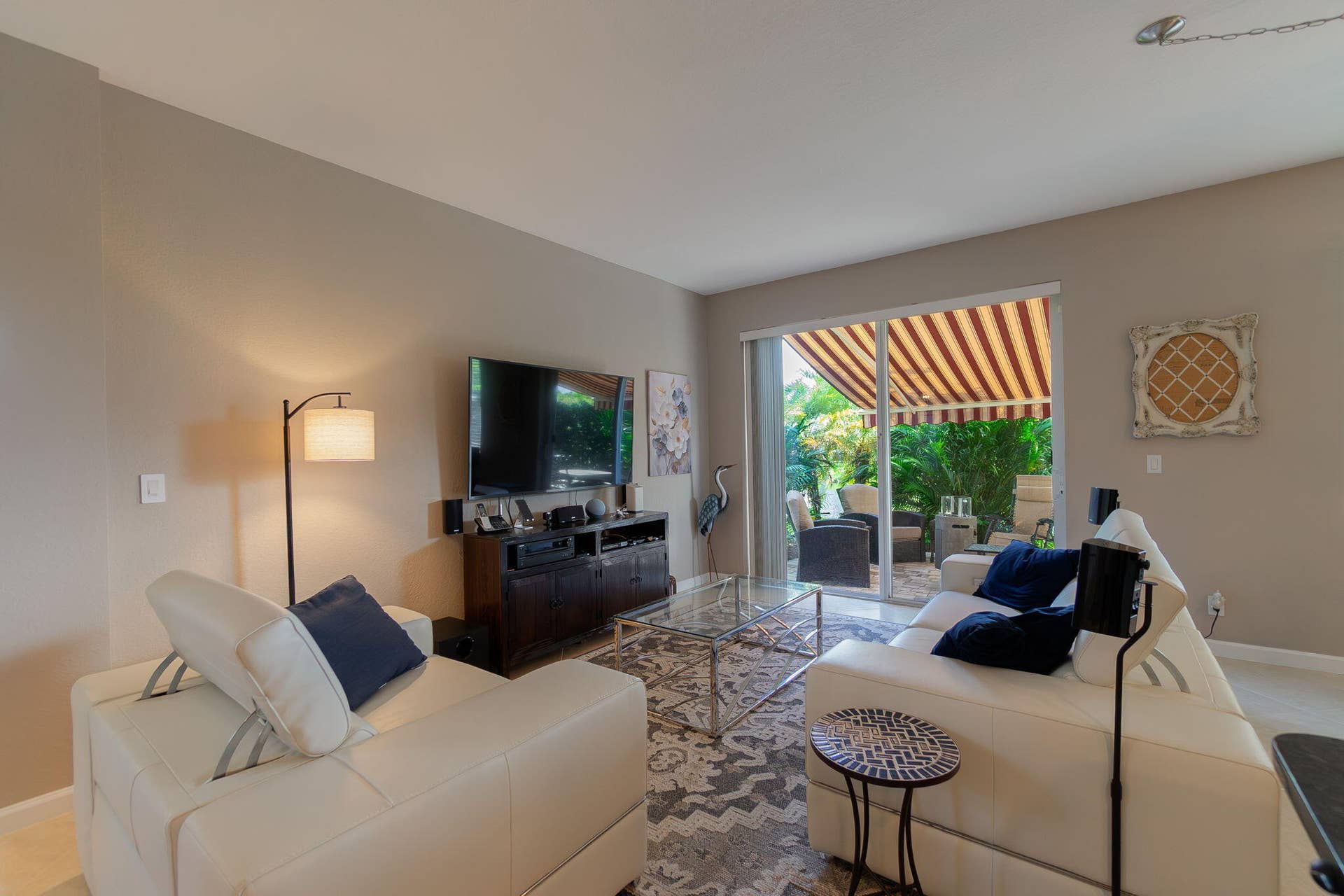 1004 Center Stone Lane, Riviera Beach, FL 33404 Family Room