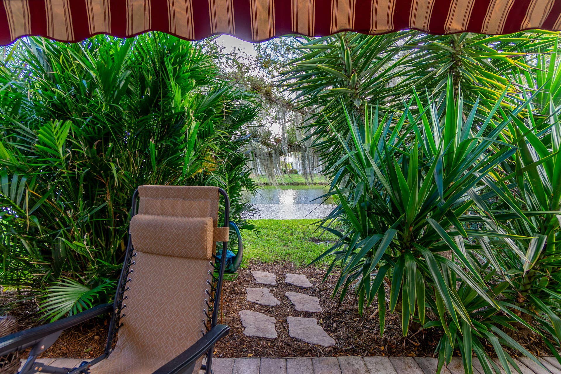 1004 Center Stone Lane, Riviera Beach, FL 33404 Patio to Yard