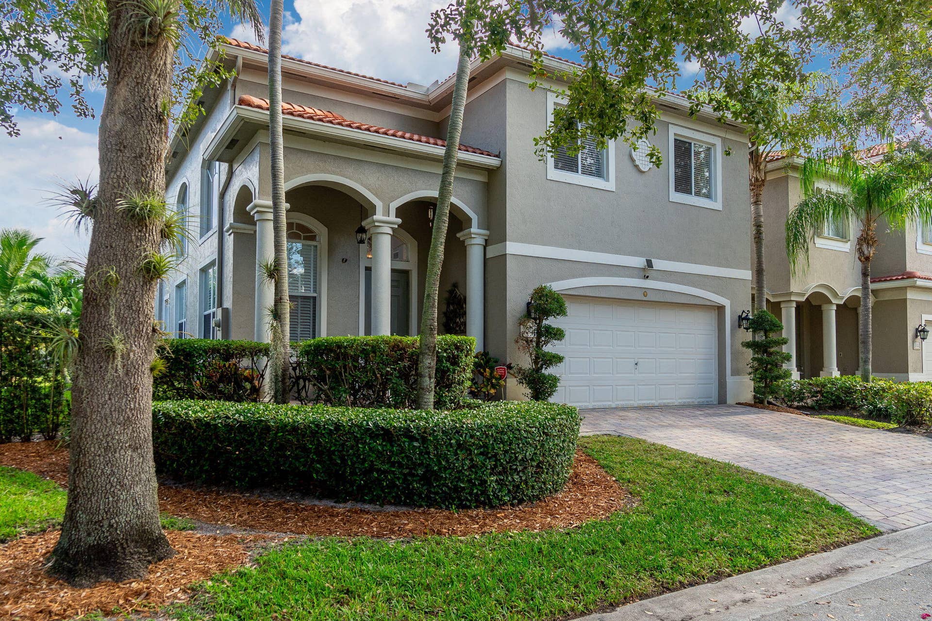 1004 Center Stone Lane, Riviera Beach, FL 33404 Front of House