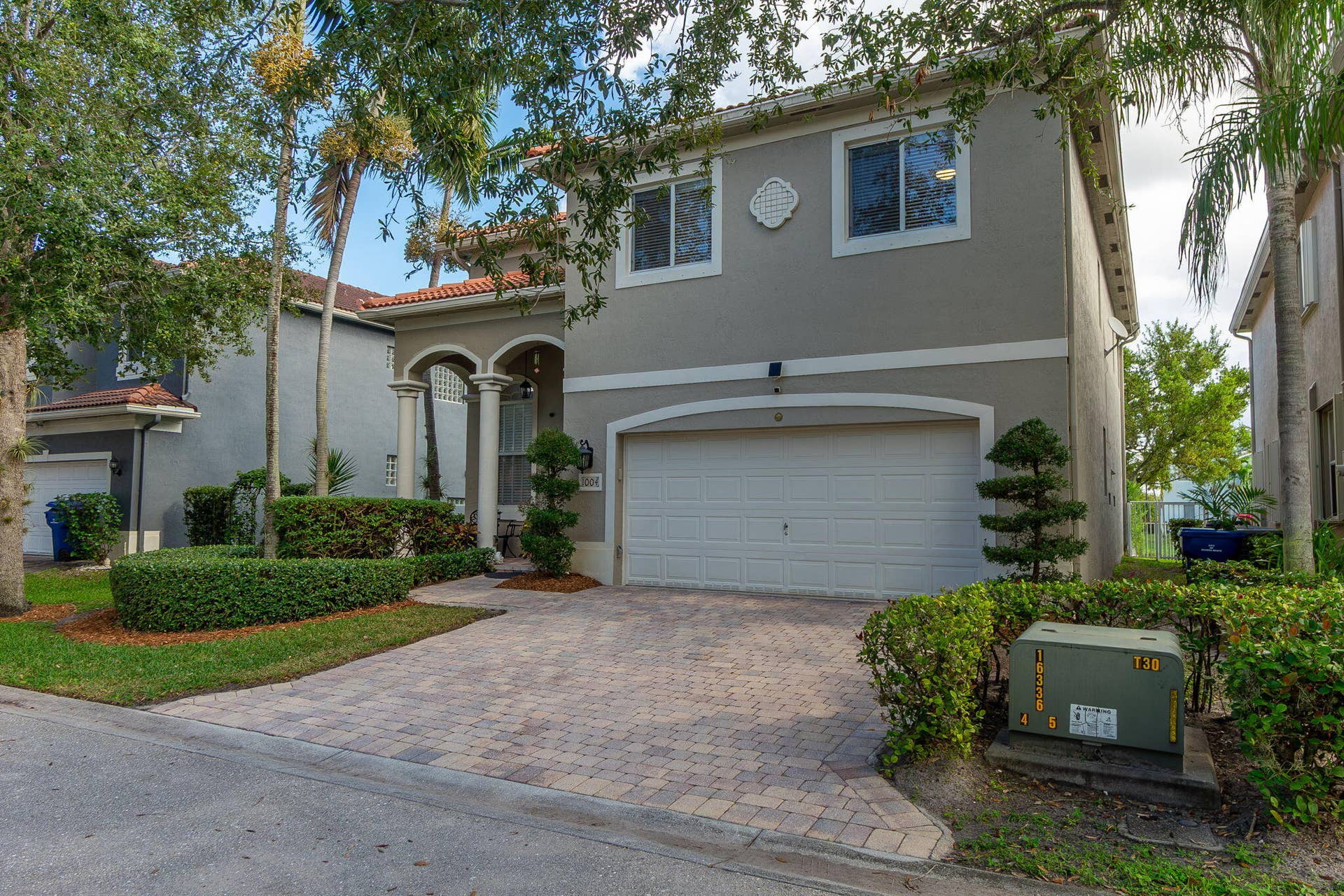 1004 Center Stone Lane, Riviera Beach, FL 33404 Front of House