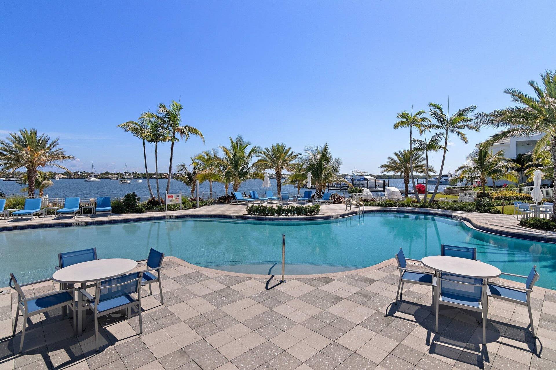 3 Water Club Way, #1902, North Palm Beach, FL 33408 Community Fitness Center
