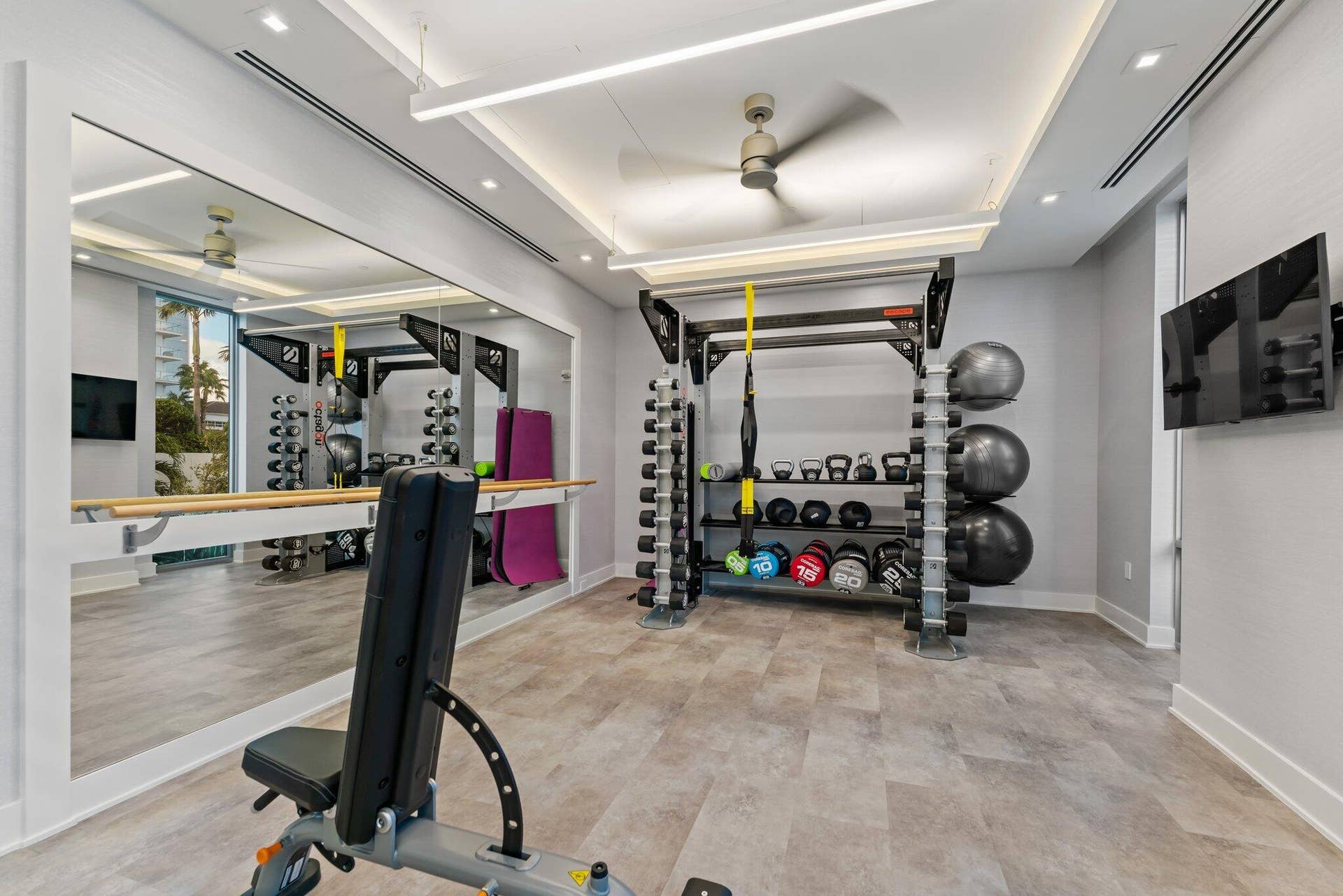3 Water Club Way, #1902, North Palm Beach, FL 33408 Tower # 3 Fitness Center