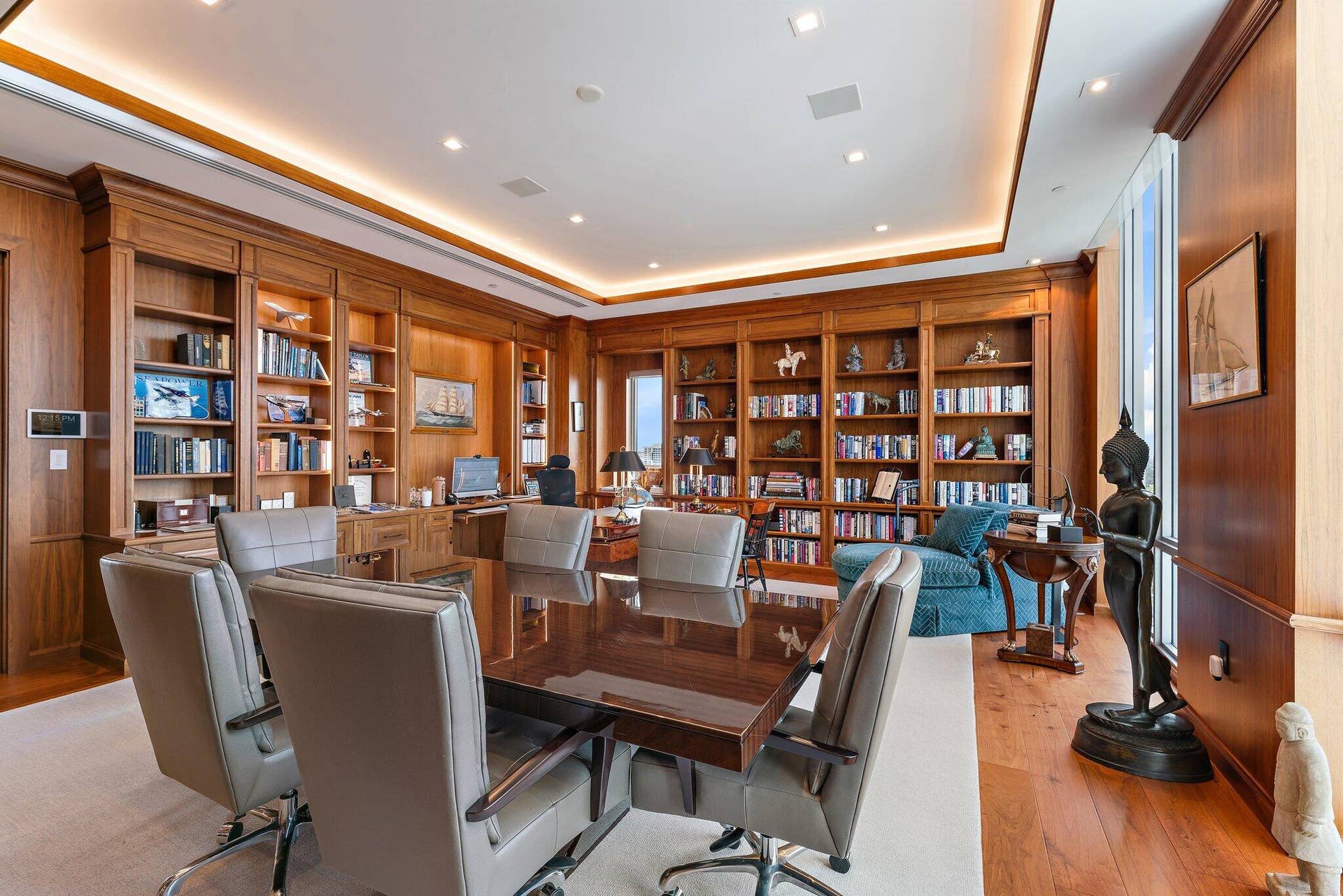 3 Water Club Way, #1902, North Palm Beach, FL 33408 Library