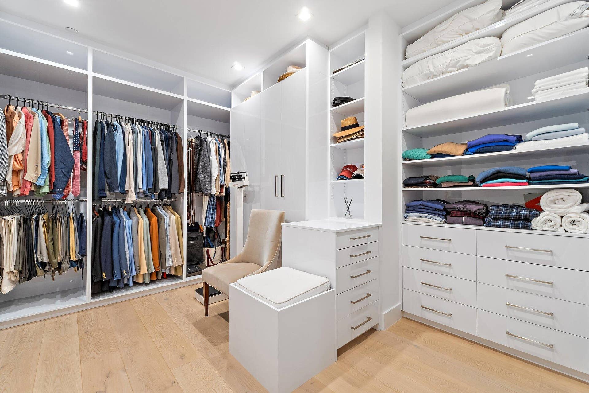 3 Water Club Way, #1902, North Palm Beach, FL 33408 Primary Closet