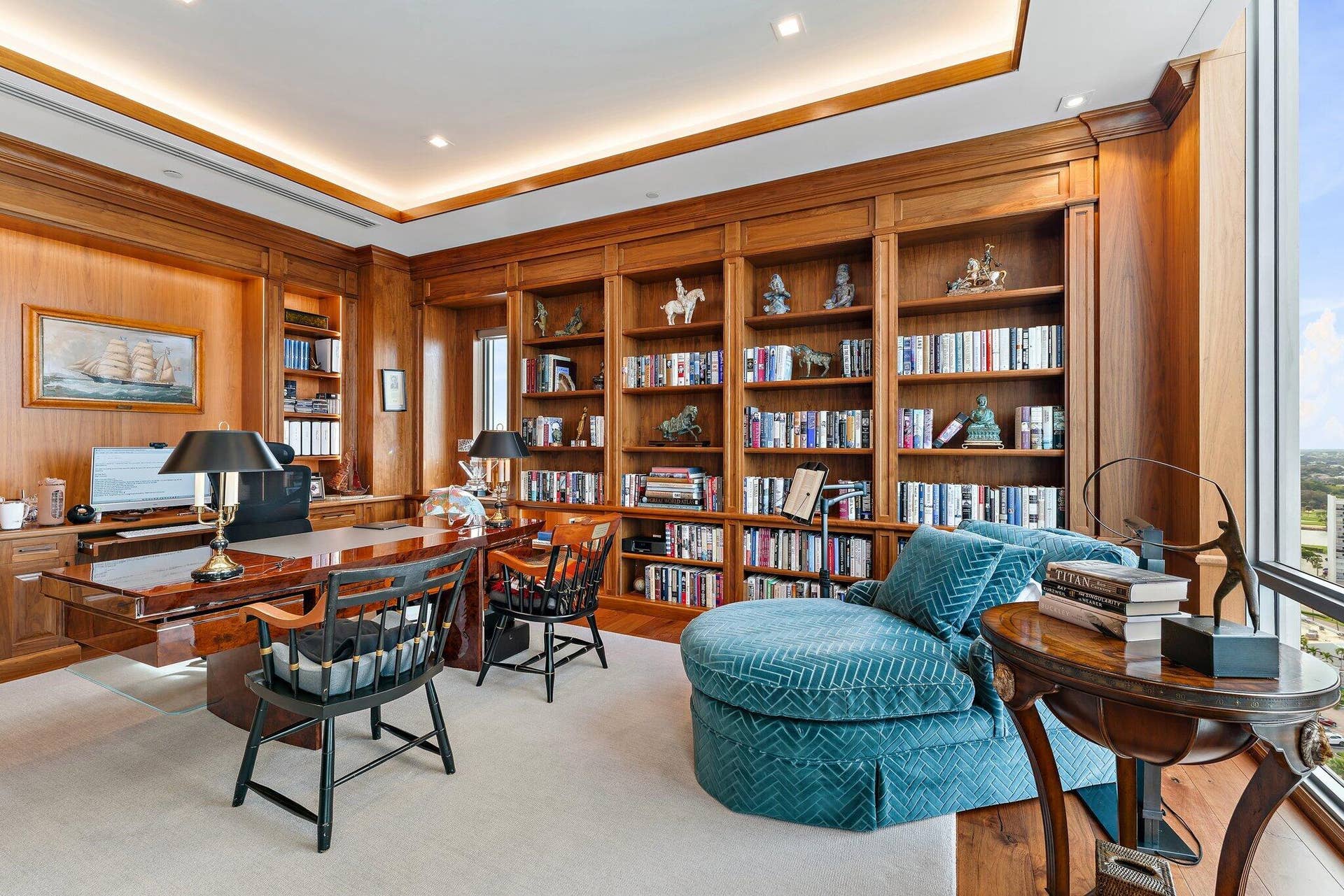 3 Water Club Way, #1902, North Palm Beach, FL 33408 Library