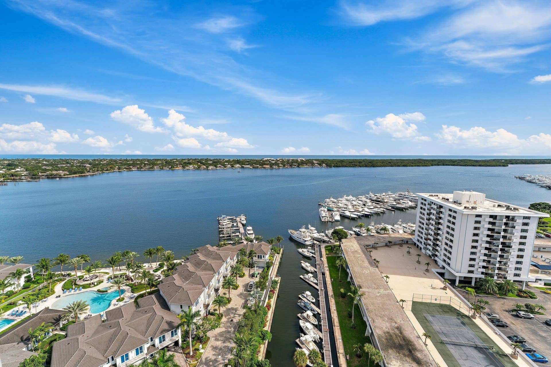 3 Water Club Way, #1902, North Palm Beach, FL 33408 South Balcony