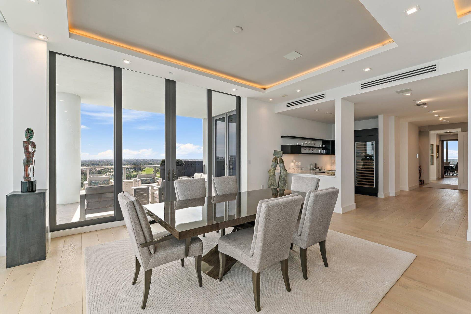 3 Water Club Way, #1902, North Palm Beach, FL 33408 Formal Dining