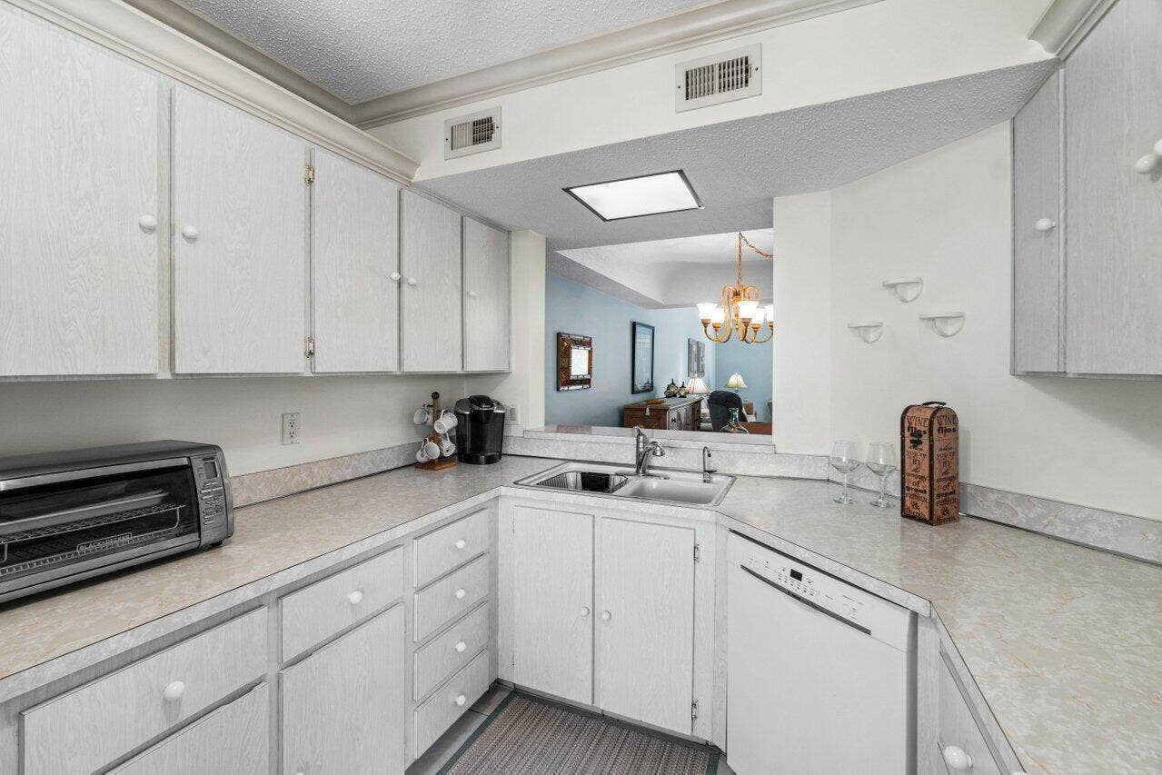 006-23345CarolwoodLane-BocaRaton-FL-3342