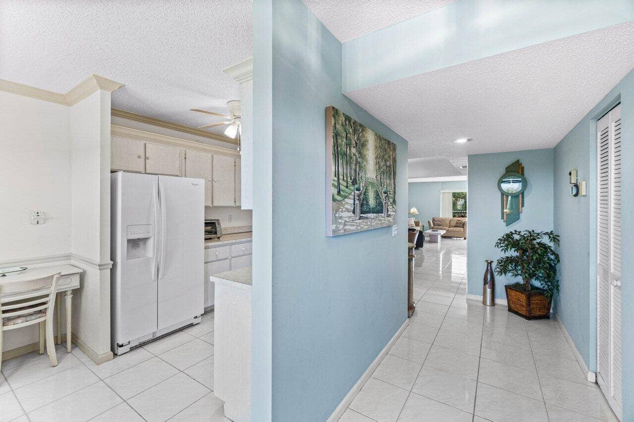 007-23345CarolwoodLane-BocaRaton-FL-3342